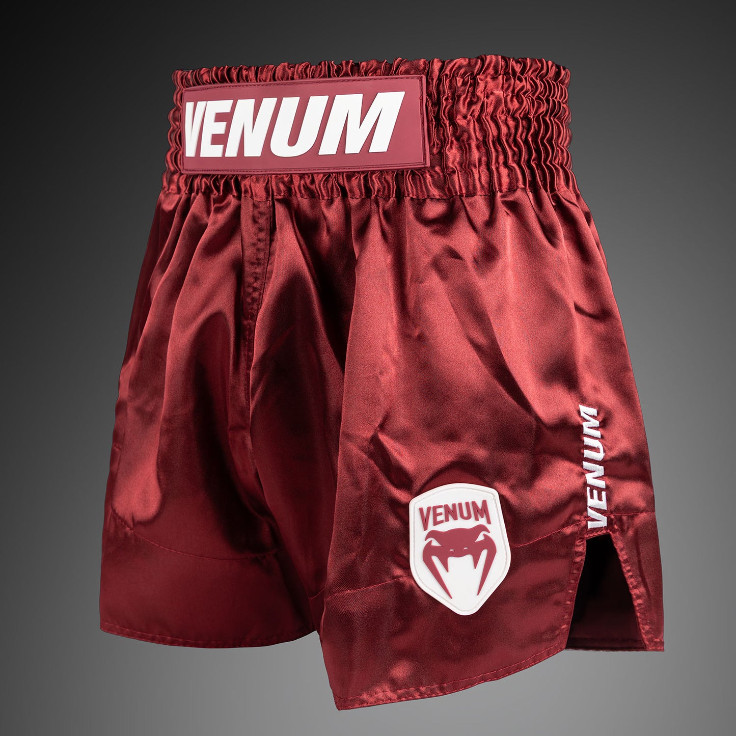 Venum Classic Evo Muay Thai Shorts – Burgunder