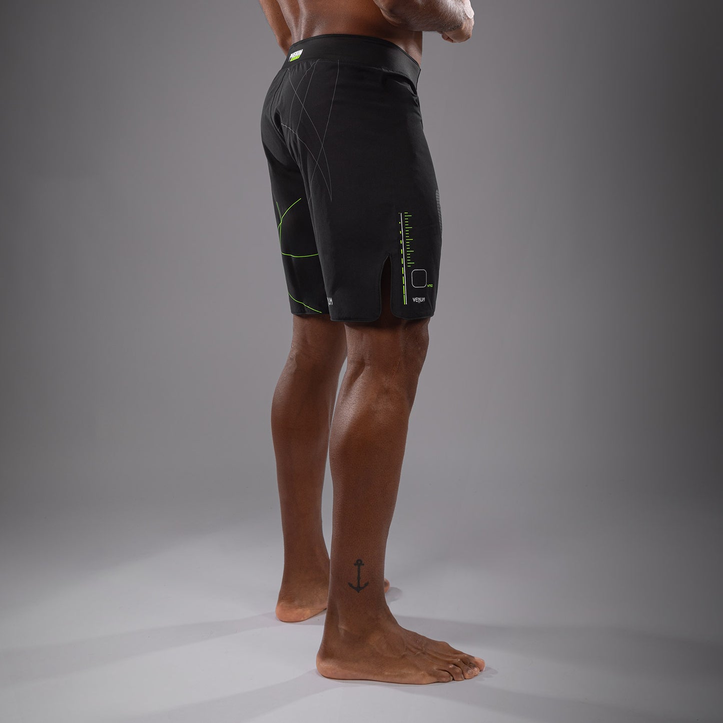 Venum Training Camp 4.0 Fight Shorts - Schwarz/Neongrün