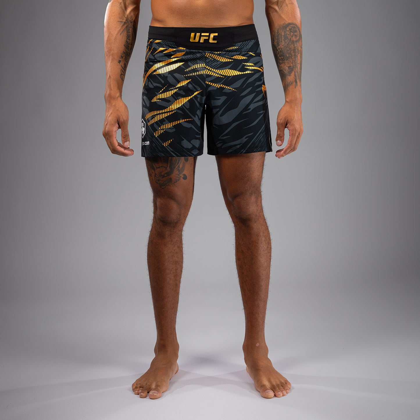 UFC Fusion by Venum Authentic Fight Night Herren Fight Short - Short Fit - Champion