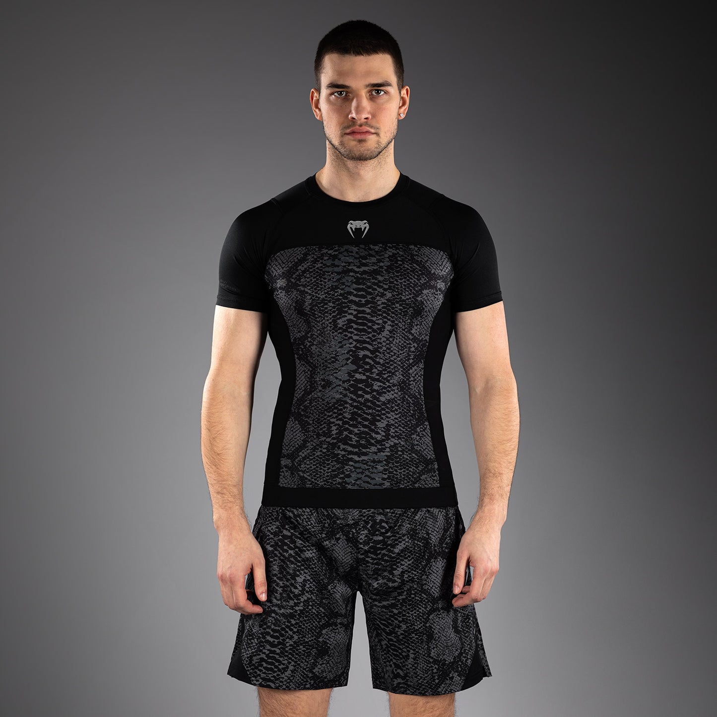 Venum G-Fit Scales Kurzarm Rashguard – Schwarz/Anthrazitgrau