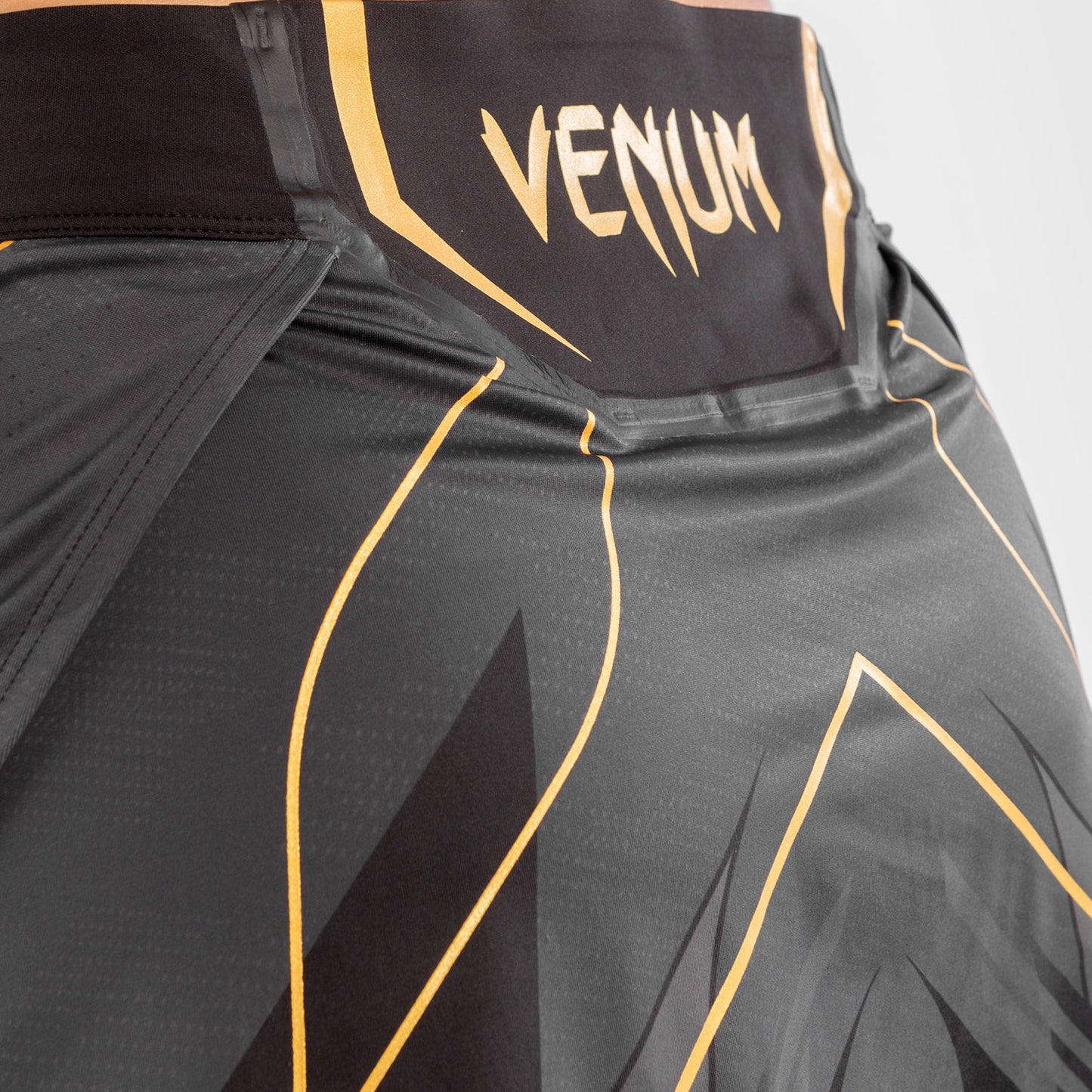 UFC Venum Authentic Fight Night Damen Skort - Champion