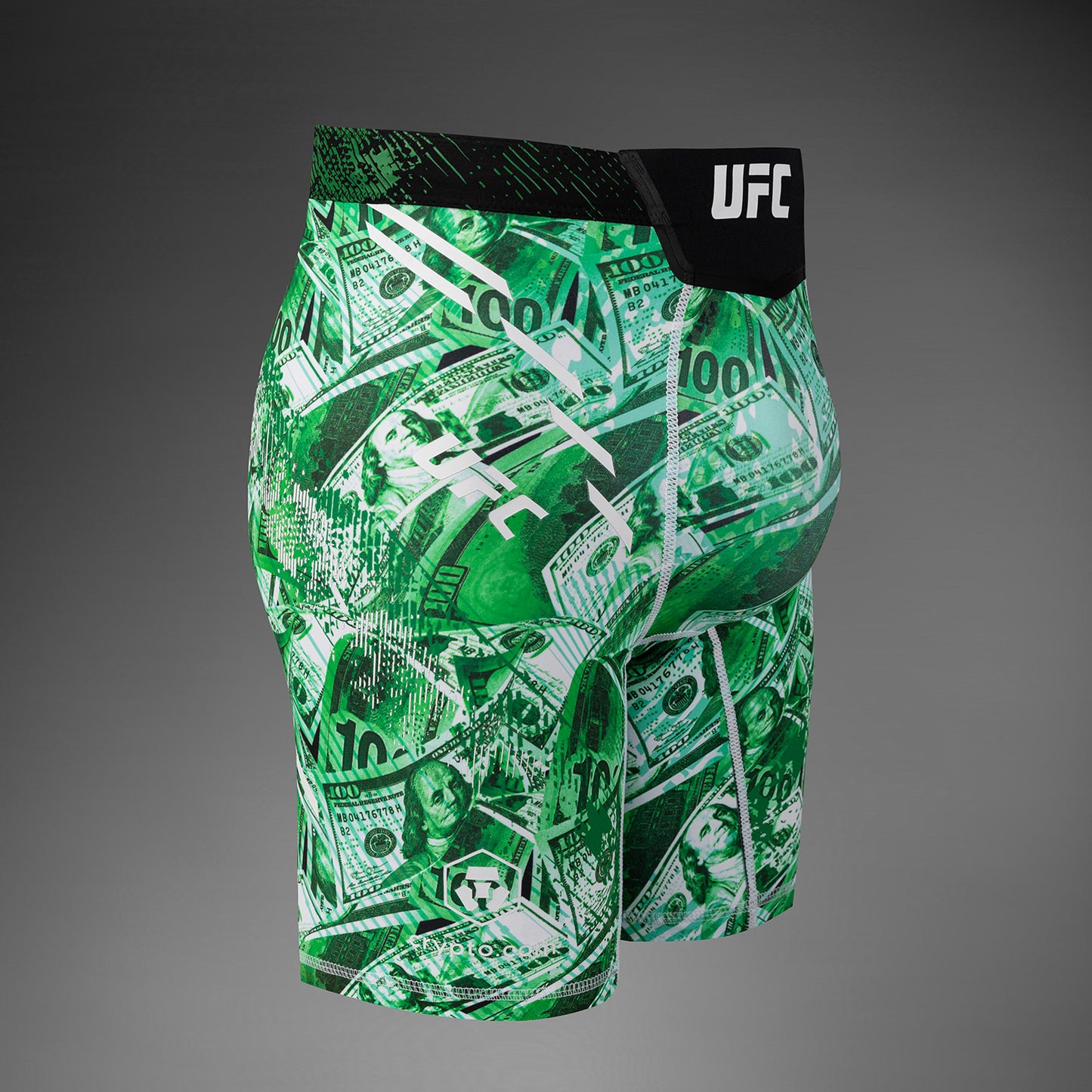 UFC Unrivaled by Venum Conor McGregor Kompressionsshorts für Herren  – Grün