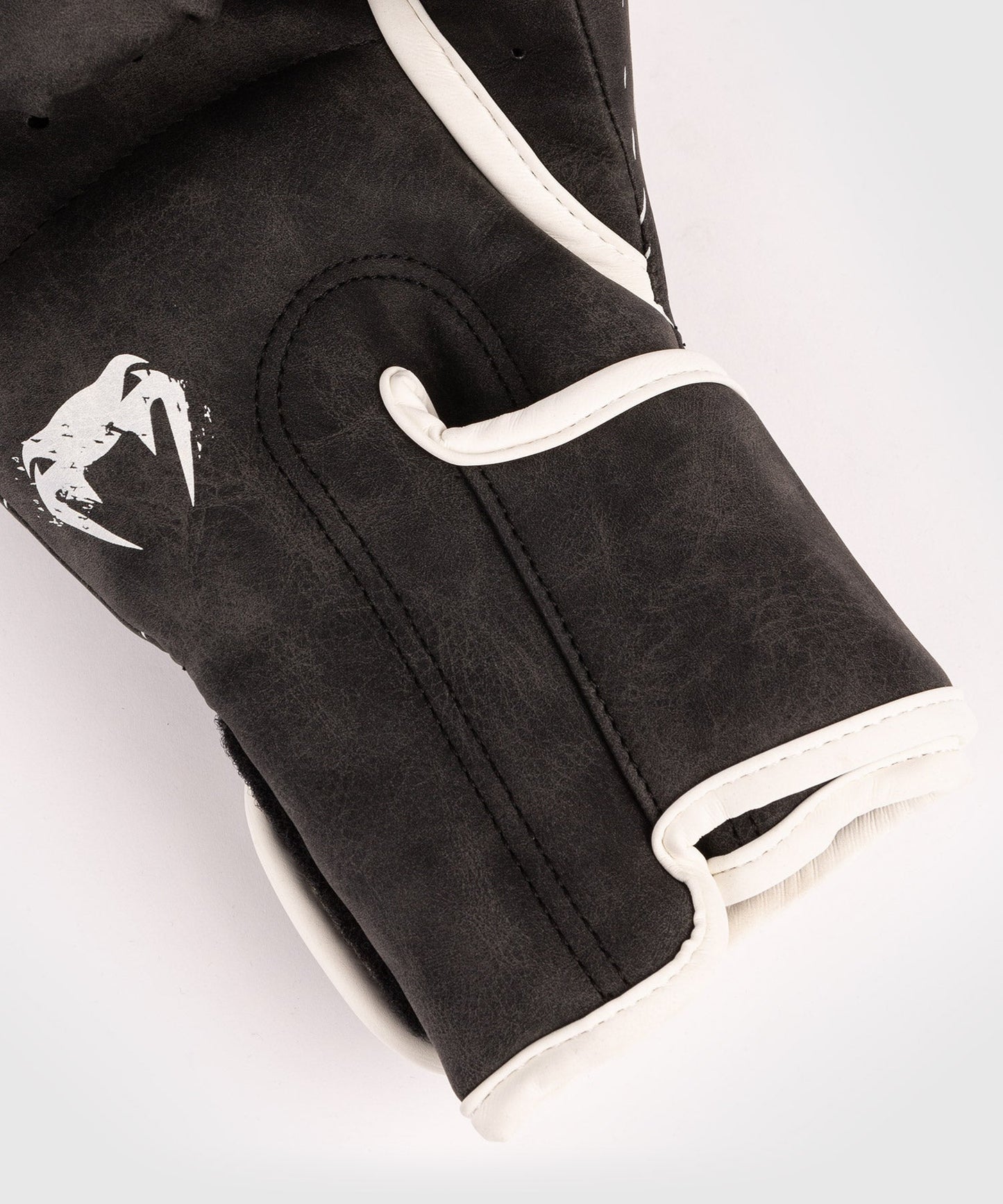 Venum GLDTR 4.0 Boxhandschuhe