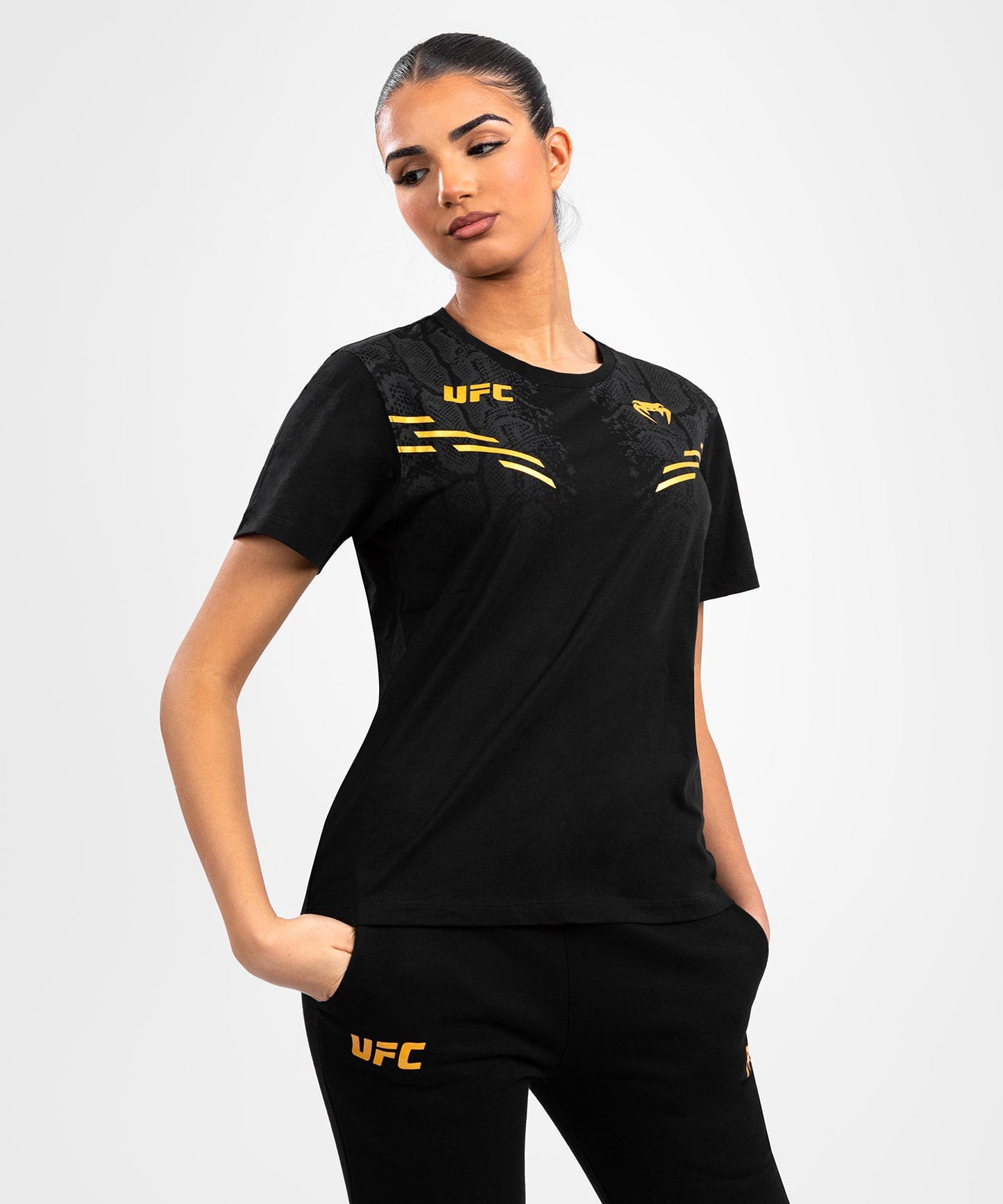 UFC Adrenaline by Venum Replica Kurzärmeliges Frauen-T-Shirt - Champion