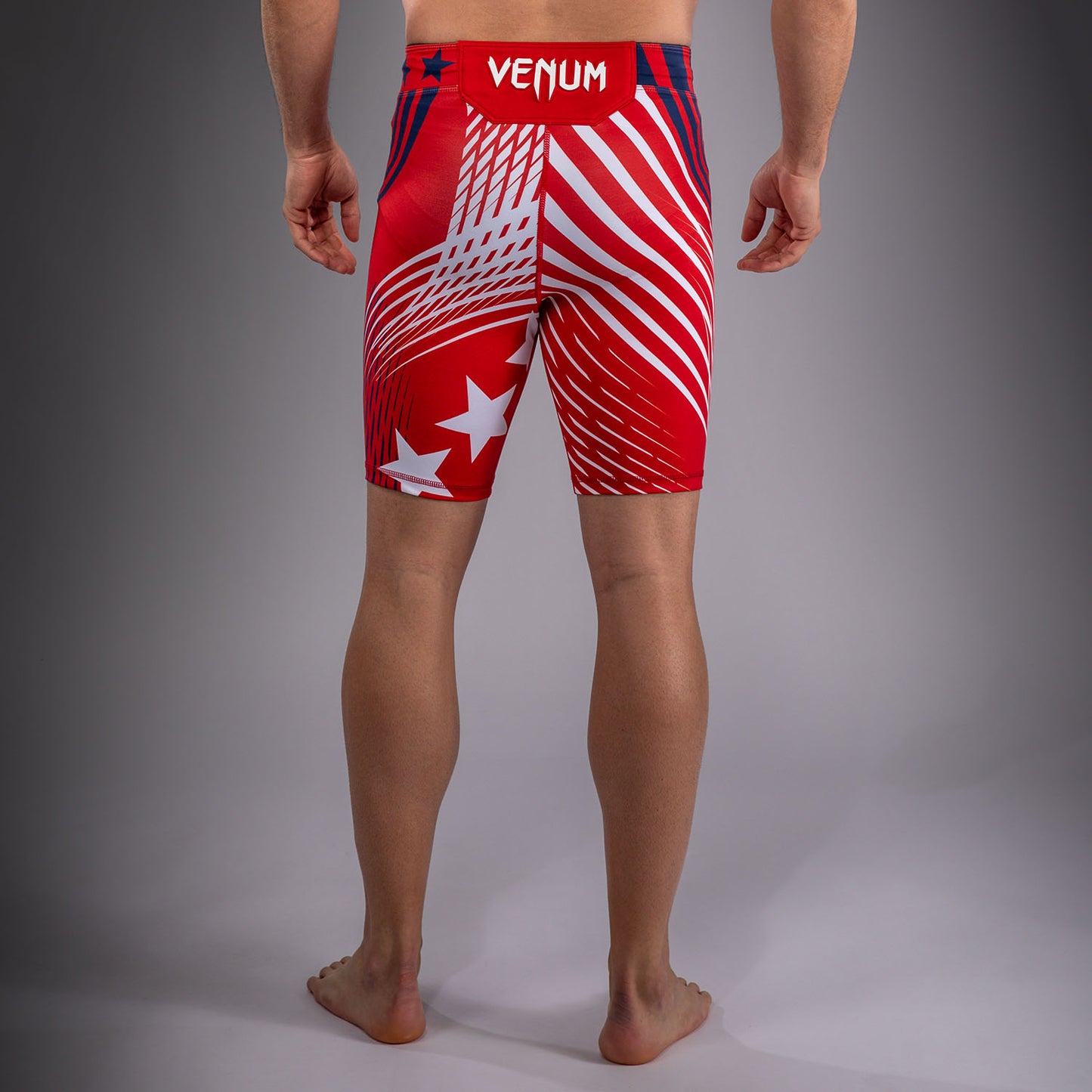 Official UFC Freedom 250 by Venum Authentic Fight Night Vale Tudo Shorts für Herren - Rot