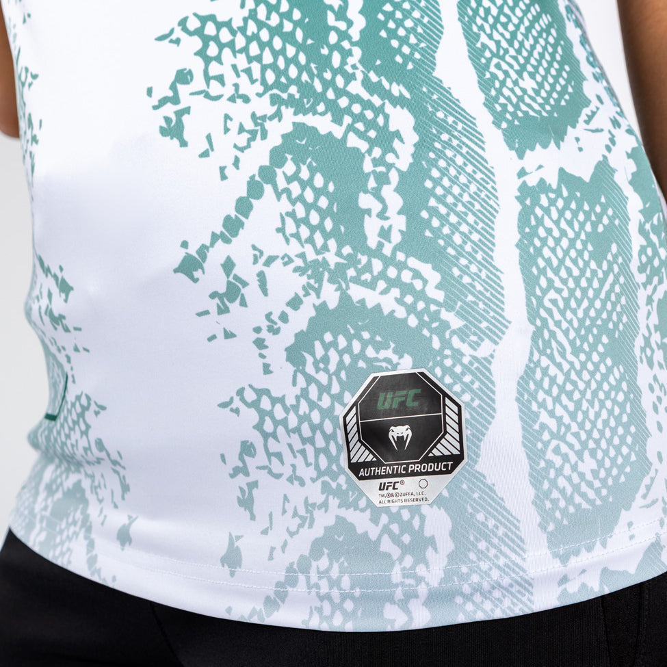 UFC Adrenaline by Venum Personalized Authentic Fight Night Damen Walkout Trikot - Emerald Edition - Weiß/Grün