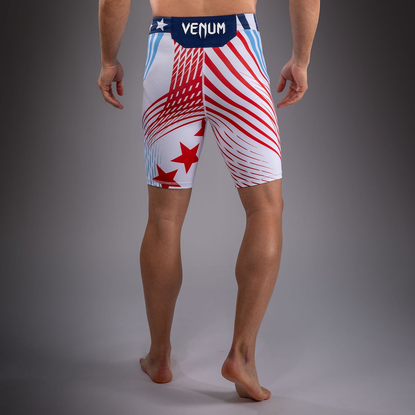 Official UFC Freedom 250 by Venum Authentic Fight Night Vale Tudo Shorts für Herren - Weiß