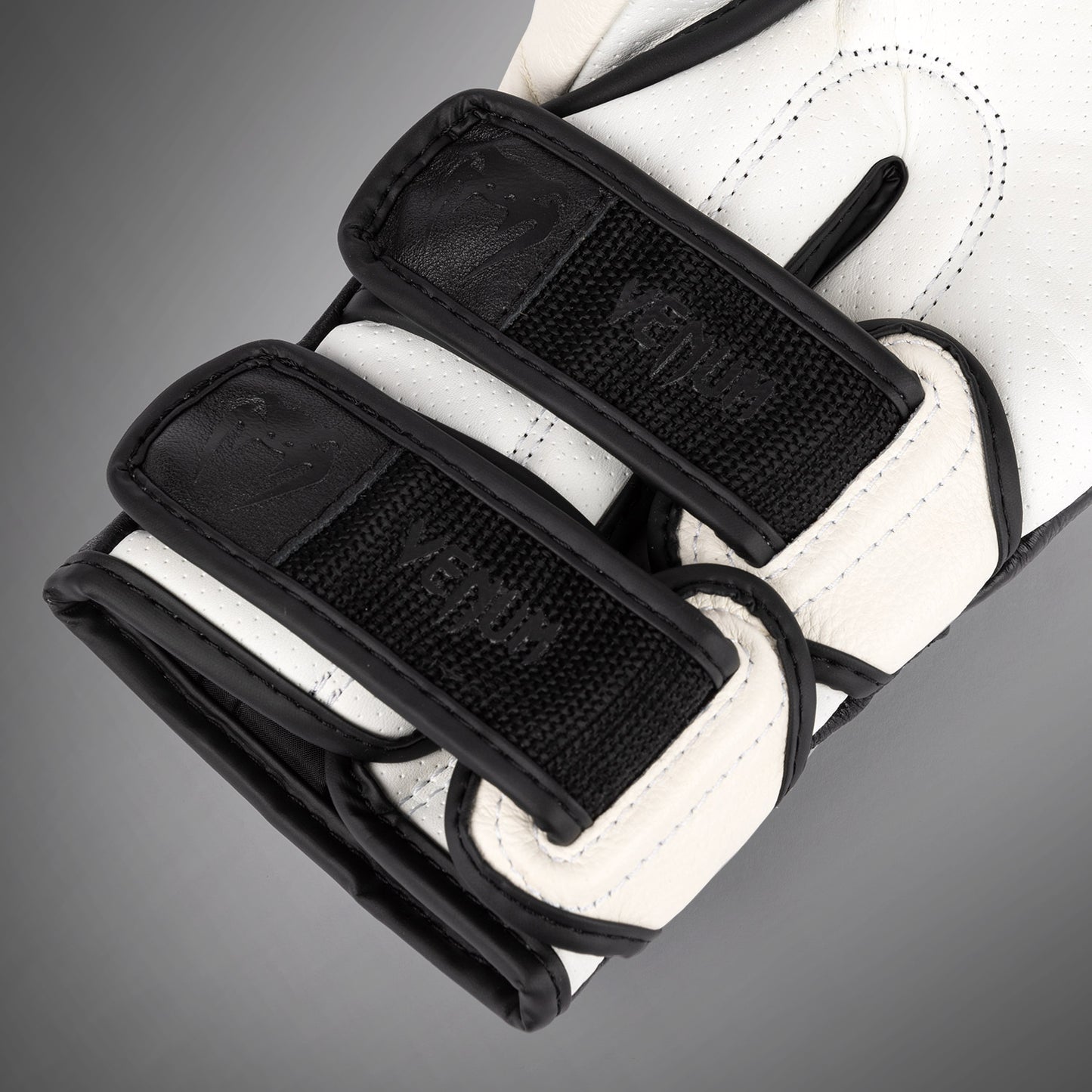 Venum Reverso Boxhandschuhe - Schnee Weiß / Schwarz