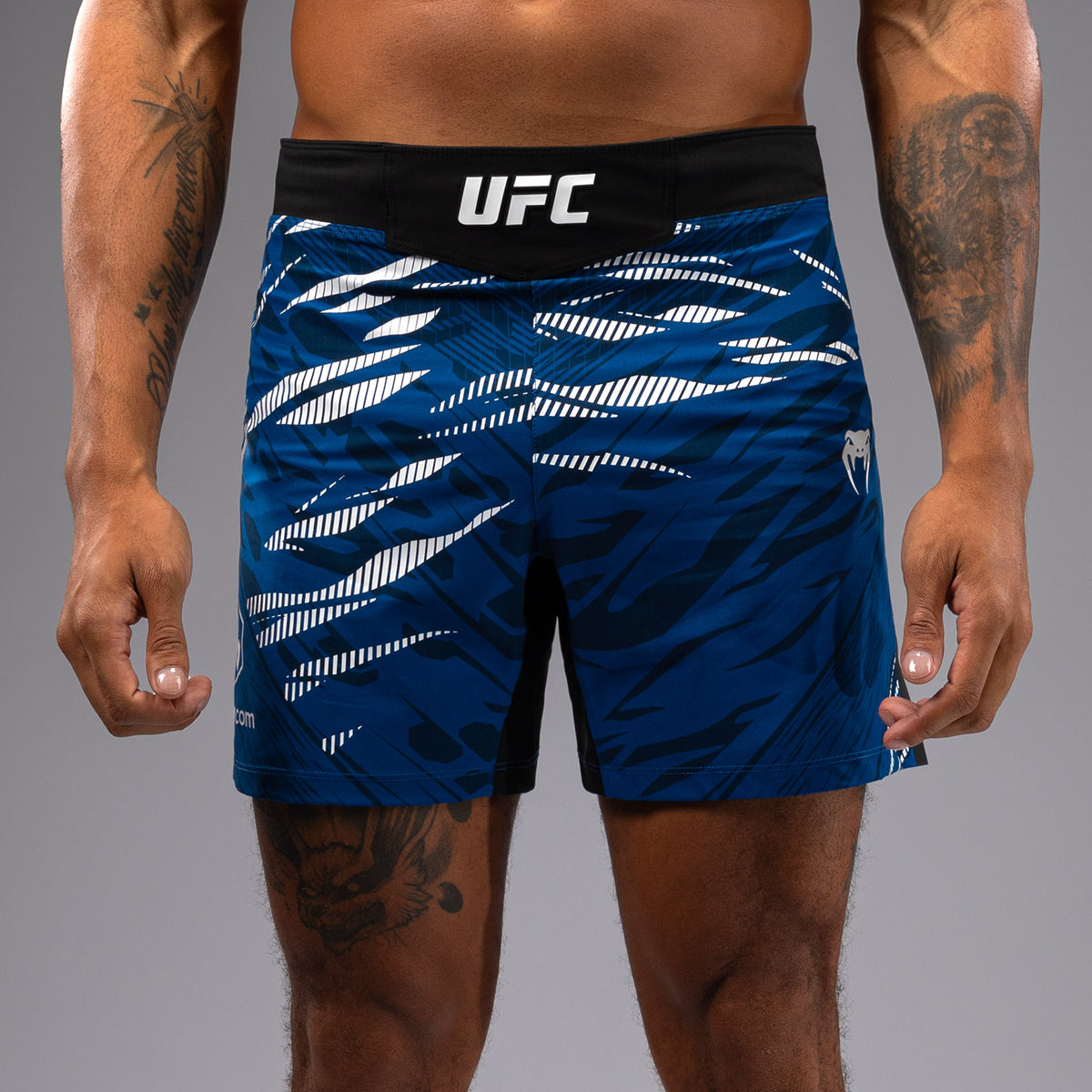 UFC Fusion by Venum Authentic Fight Night Herren Fight Short - Short Fit - Blau
