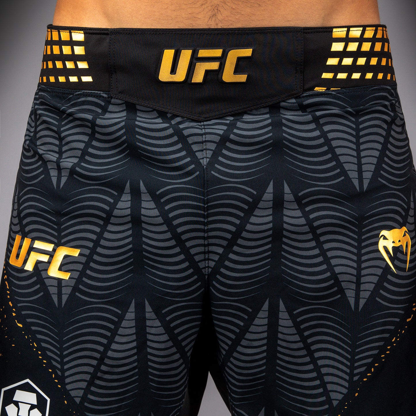 UFC Zenith by Venum Authentic Fight Night Gladiator Fight Short Herren - Champion