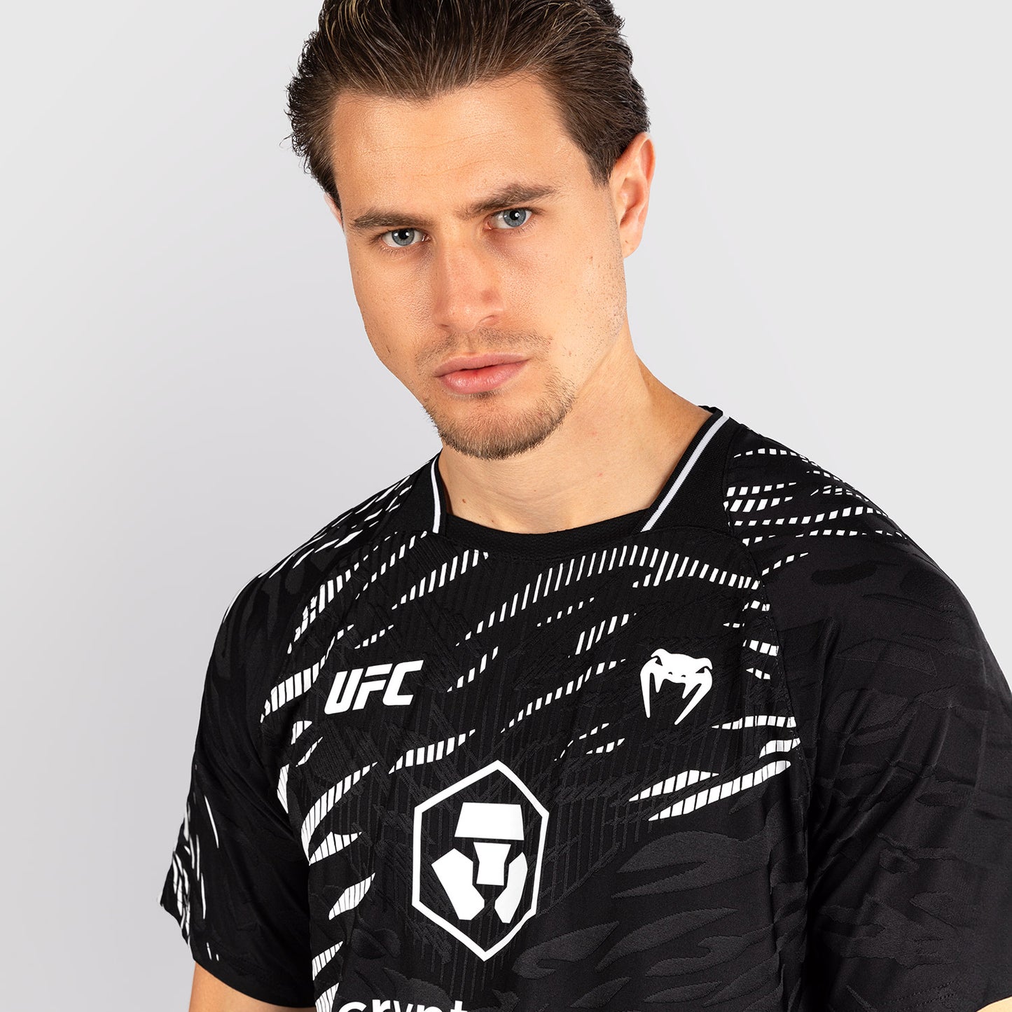 UFC Fusion by Venum Personalized Authentic Fight Night Herren Walkout Jersey - Schwarz