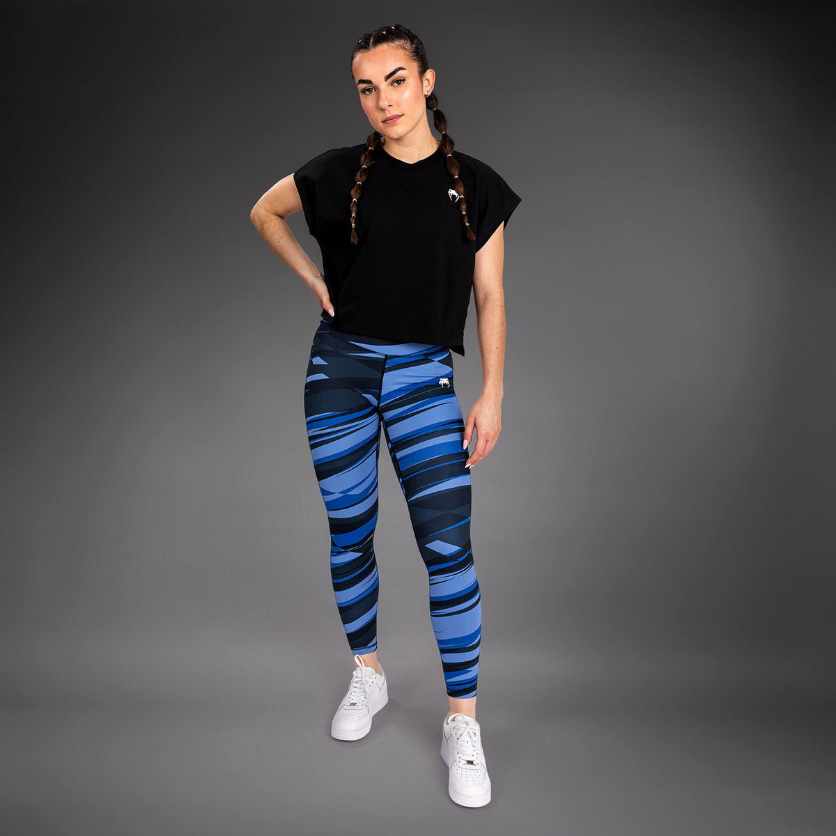 Venum Abyss Frauen Cropped T-Shirt - Tiefes Schwarz