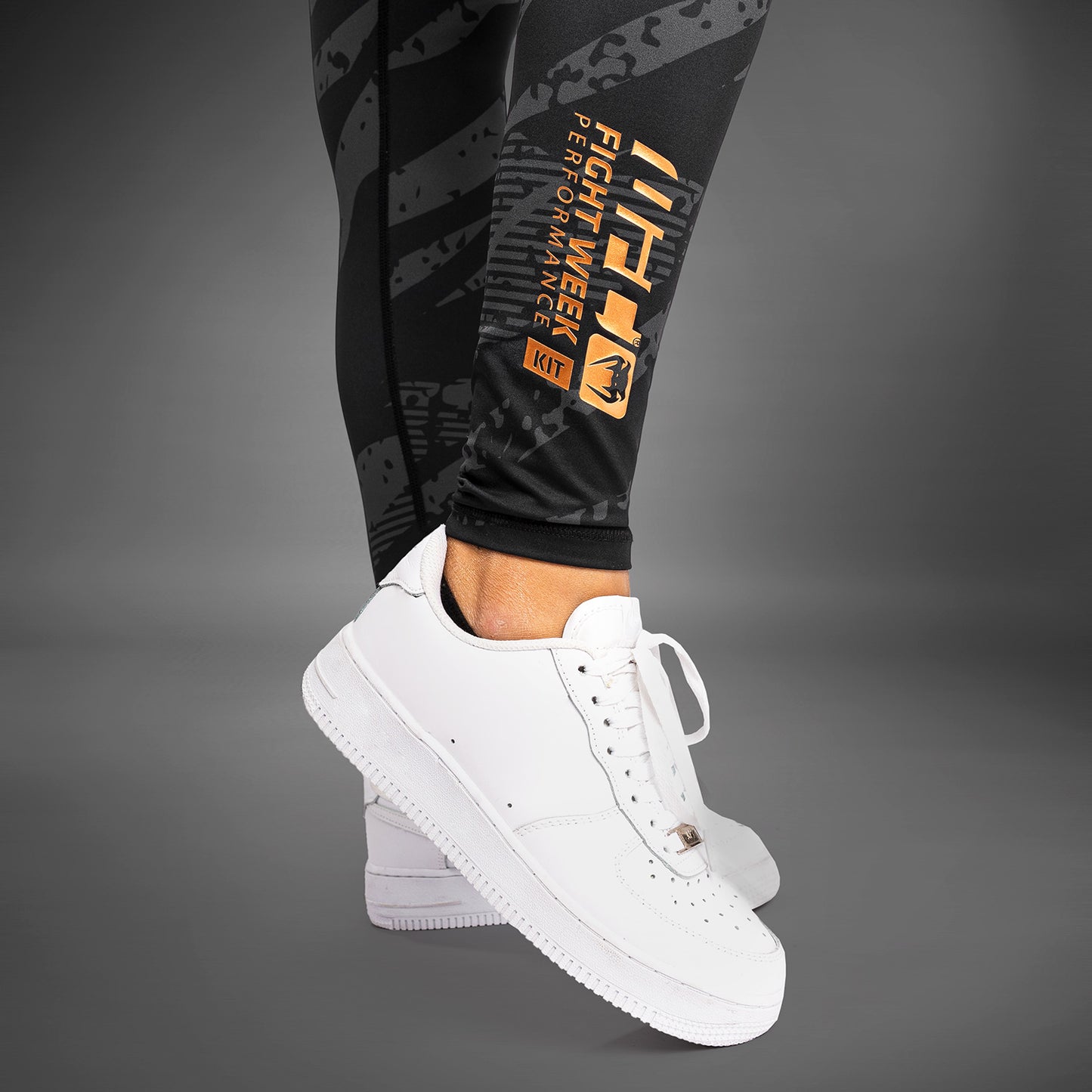 UFC Adrenaline by Venum Fight Week Frauen Leistung Tight - Urban Camo