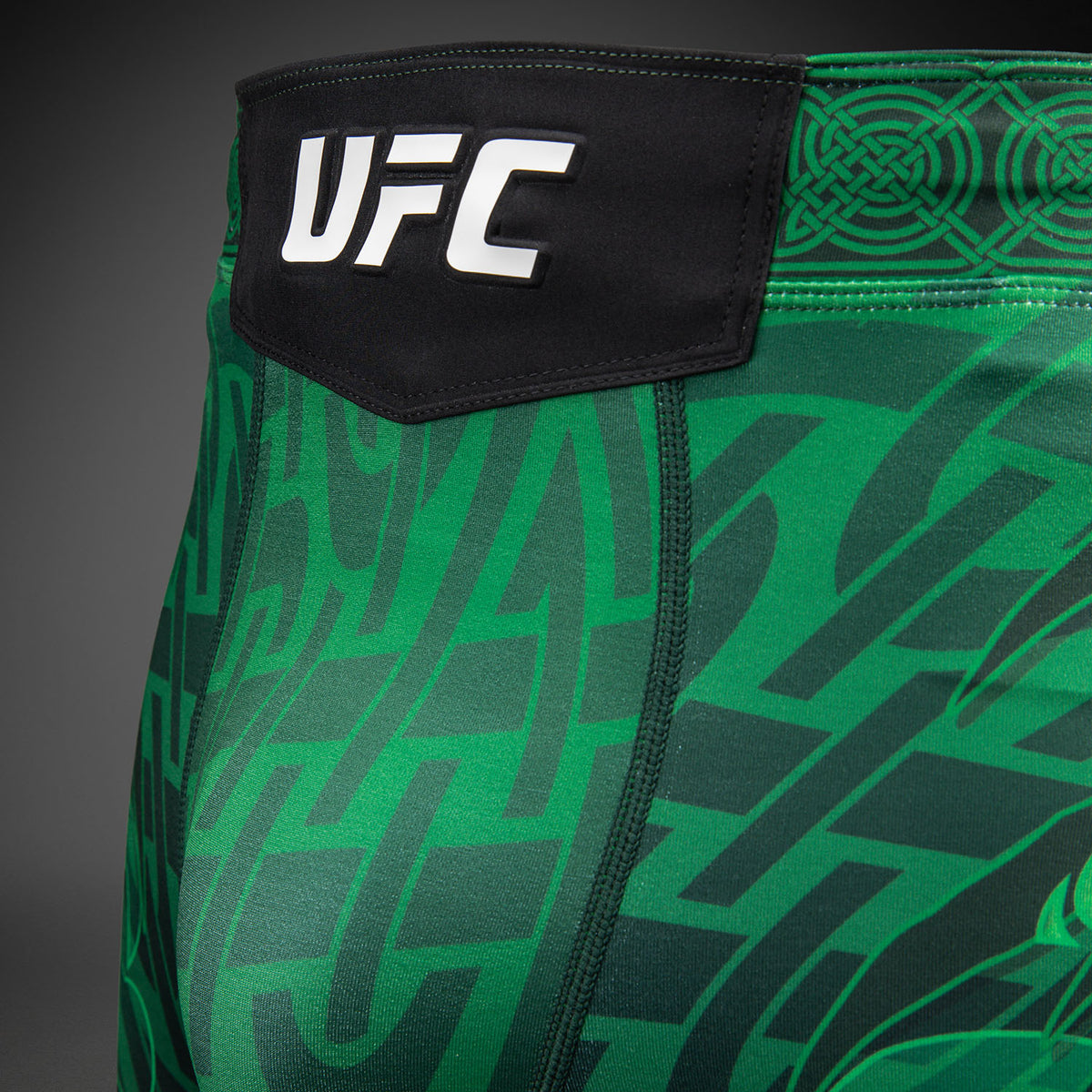 UFC Unrivaled by Venum Conor McGregor Herren-Vale-Tudo-Shorts - Grün