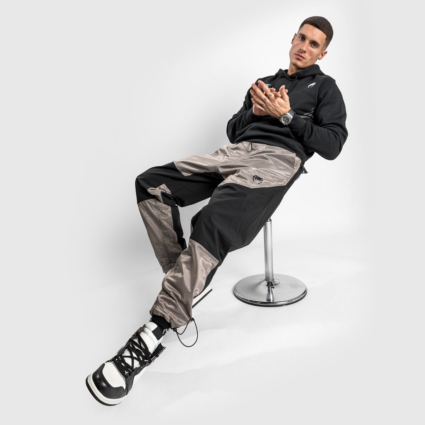 Laser XT Jogger - Oversize - Schwarz/Sand