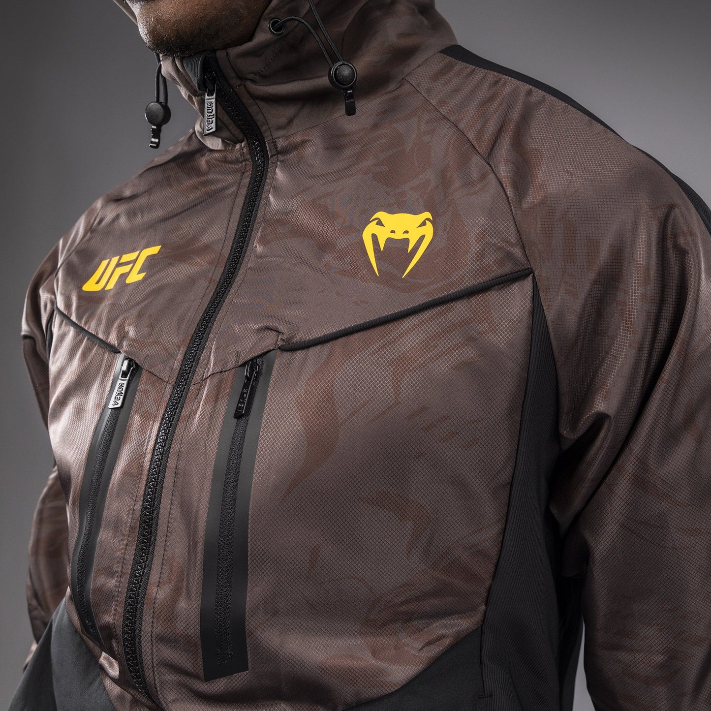 UFC Fusion by Venum Fight Week Herren Zip Hoodie - Erdiges Braun