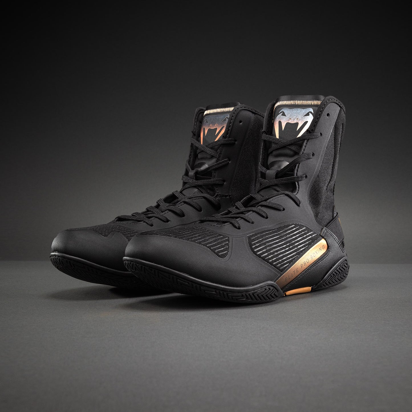 Venum Elite Neo Boxschuhe – Schwarz/Gold