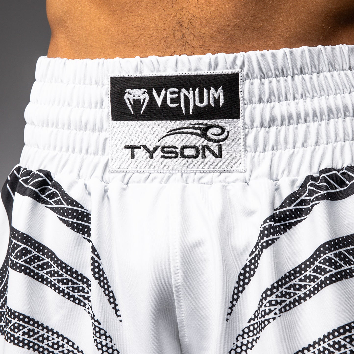 Venum x Mike Tyson Tiger Boxshorts - Optisch Weiß/Tiefschwarz