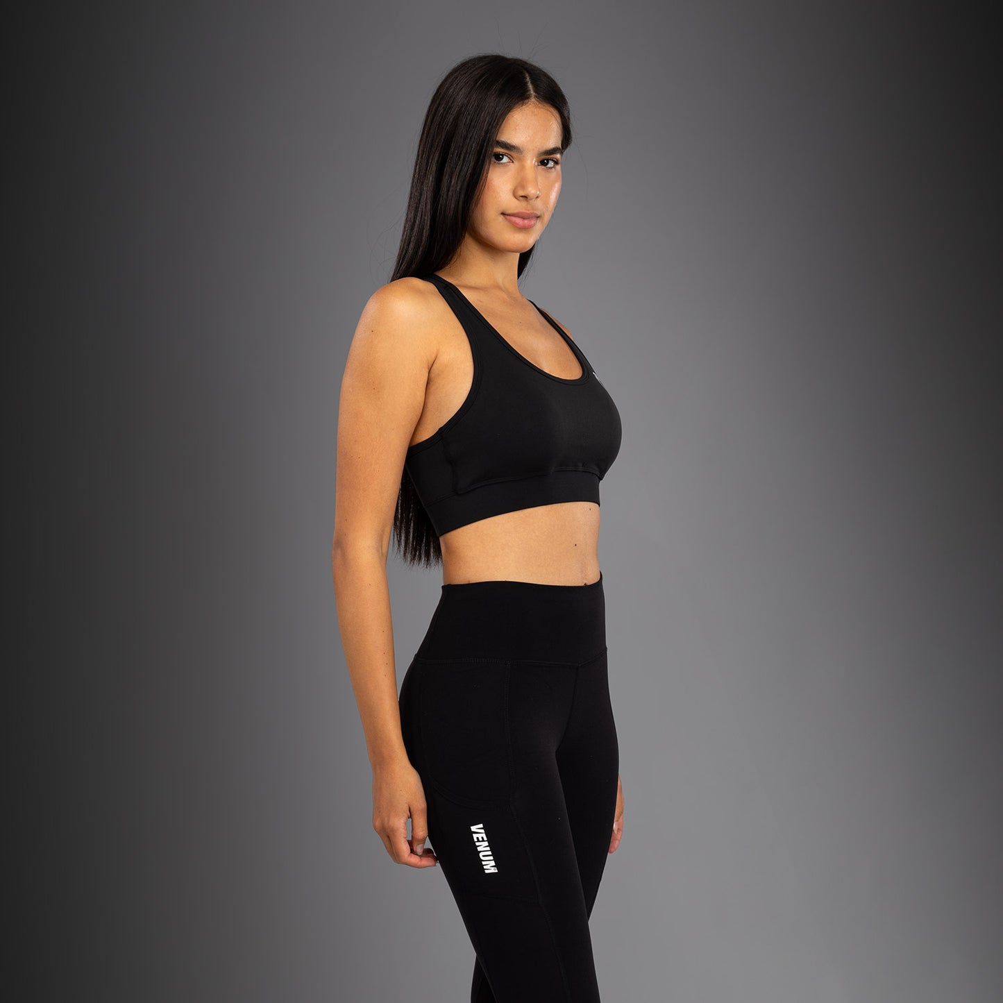 Venum Essential Medium Impact Sport-BH - Schwarz