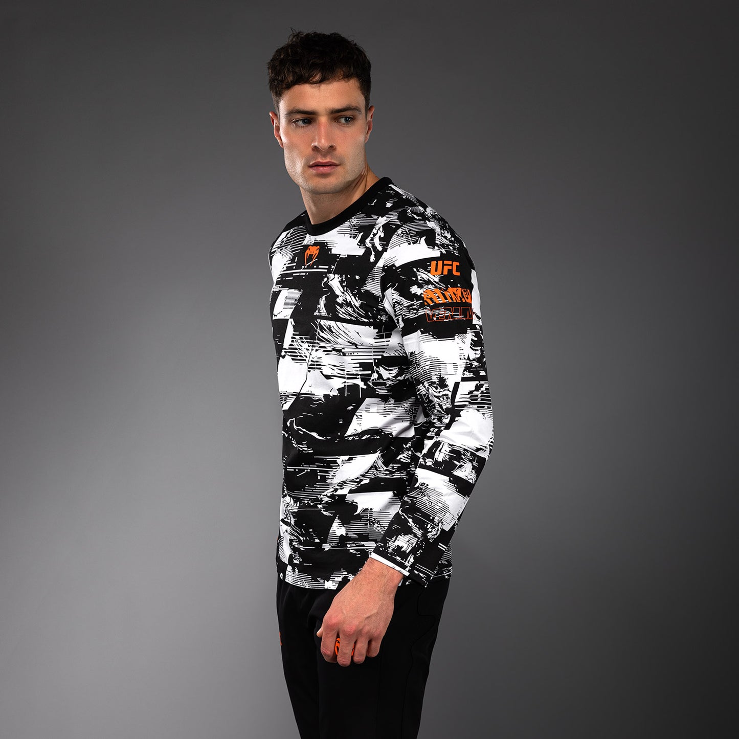 UFC Zenith by Venum Authentic Fight Week Langarm T-Shirt Herren - Weiß