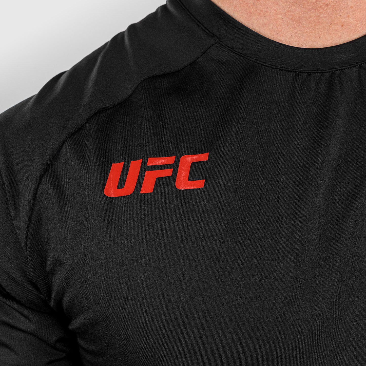 UFC Adrenaline by Venum Fight Week Dry-tech-T-Shirt für Männer - Schwarz