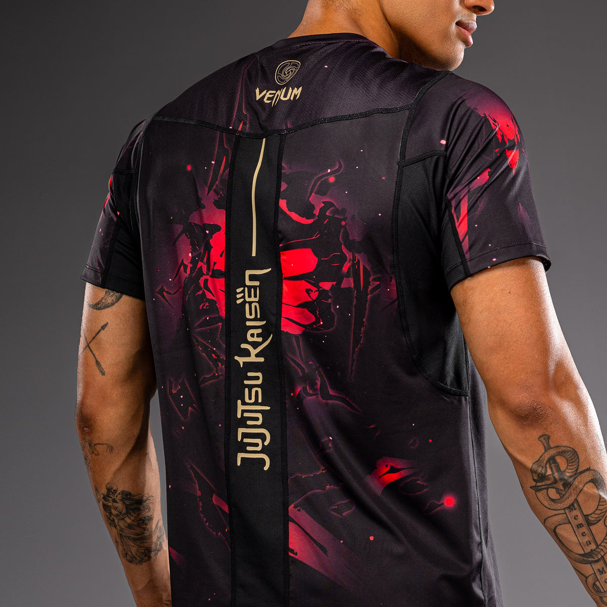 Jujutsu Kaisen x Venum Itadori Dry-Tech T-Shirt – Schwarz/Rot