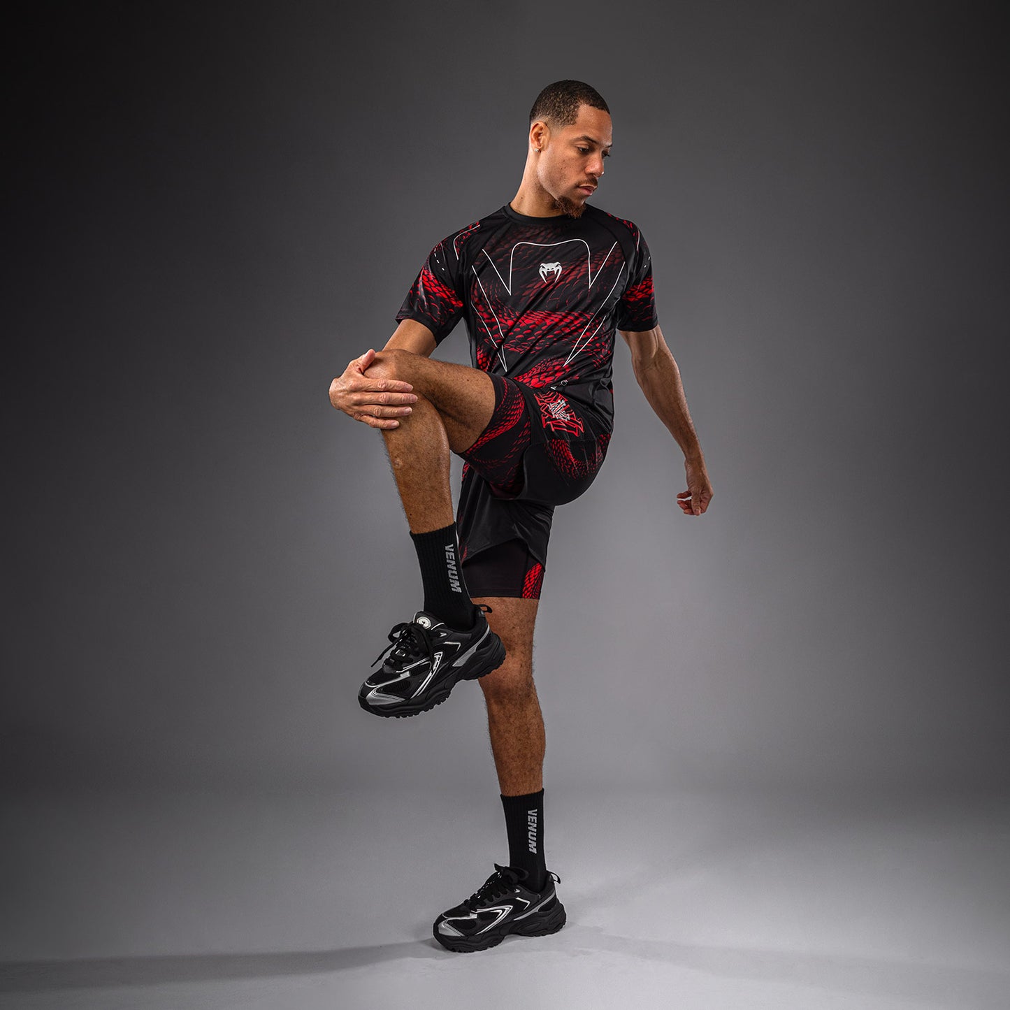 Venum Matupa Trainingsshorts - Schwarz/Rot/Silber