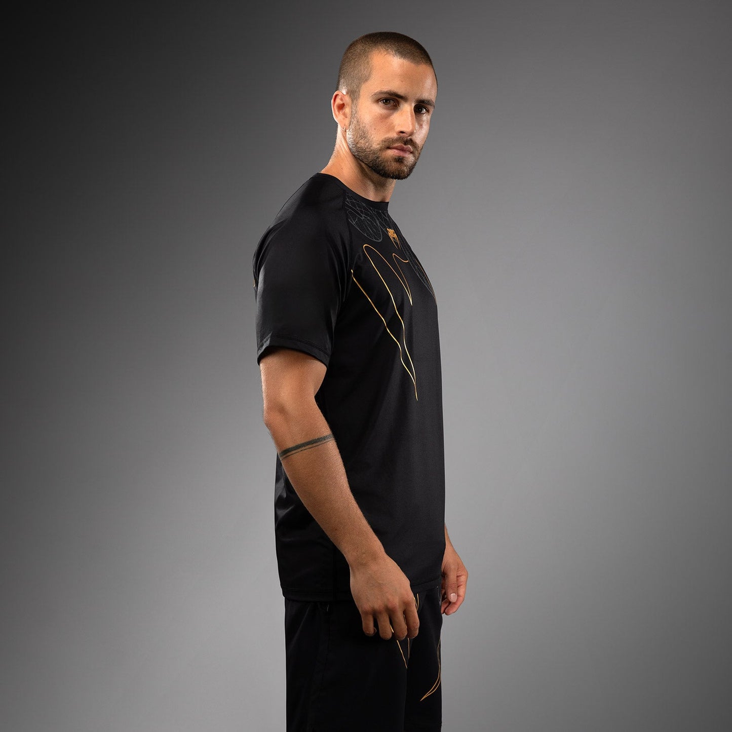 Venum Serpenti Dry Tech T-Shirt – Schwarz/Silber/Gold
