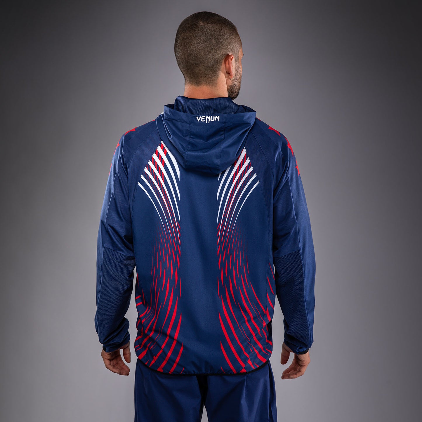 Official UFC Freedom 250 by Venum Personalisiert Authentic Fight Night Walkout Hoodie für Herren - Blau