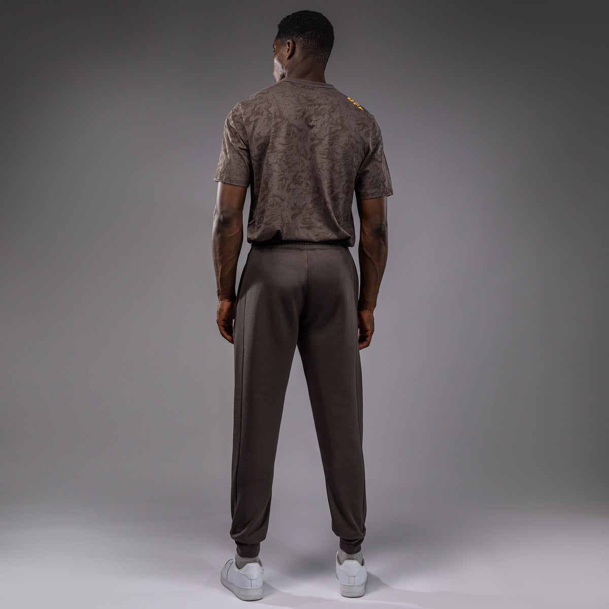 UFC Fusion by Venum Fight Week Herren Baumwollhose - Solid Erdiges Braun