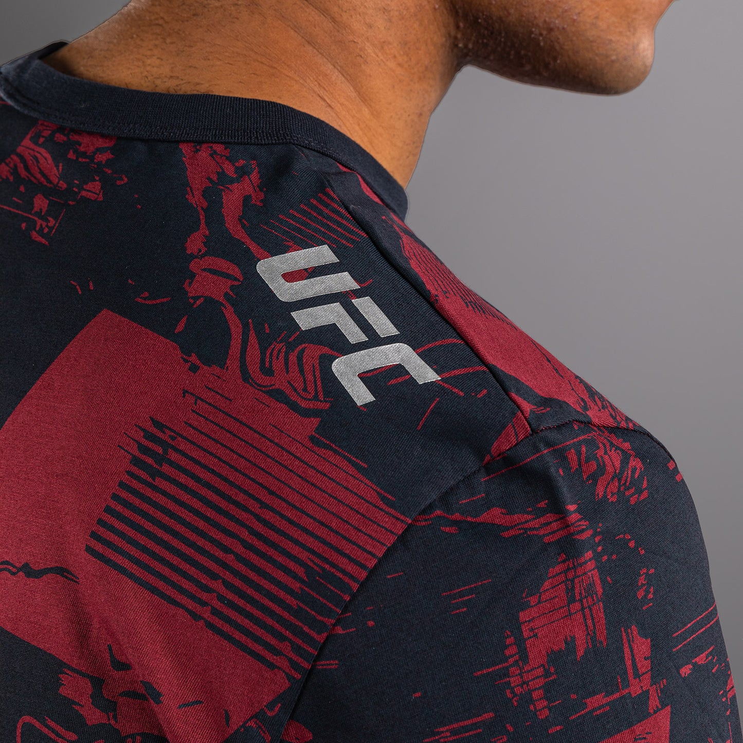 UFC Zenith by Venum Authentic Fight Week Langarm T-Shirt Herren - Marineblau/Burgunderrot/Silber