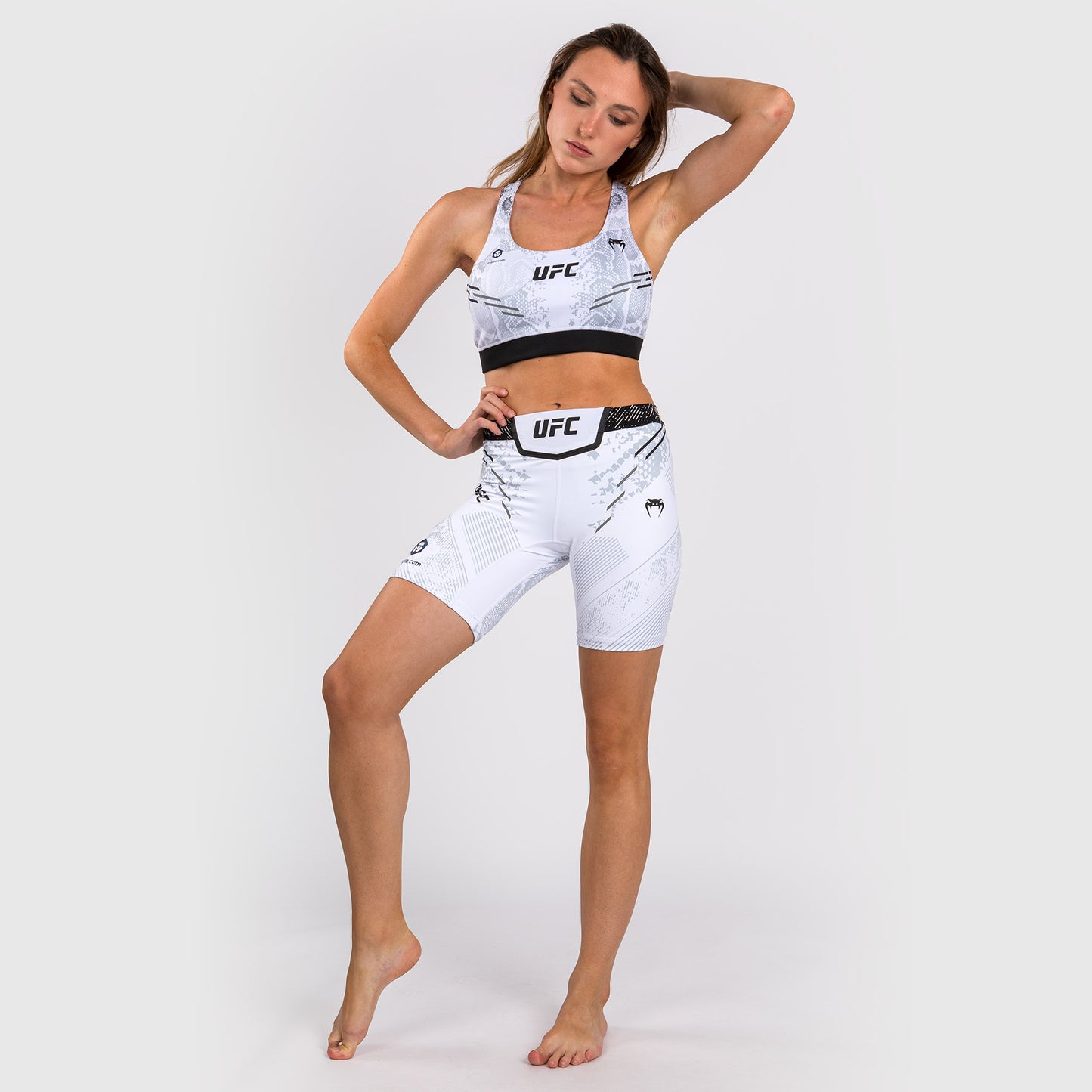 UFC Adrenaline by Venum Authentic Fight Night Vale Tudo Short für Frauen - Lange Passform - Weiß