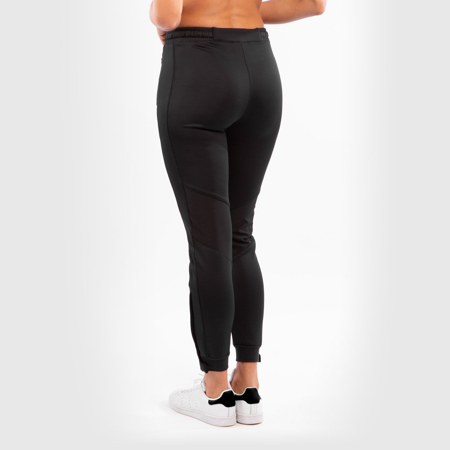 UFC Venum Authentic Fight Night Damen Walkout Pant - Schwarz