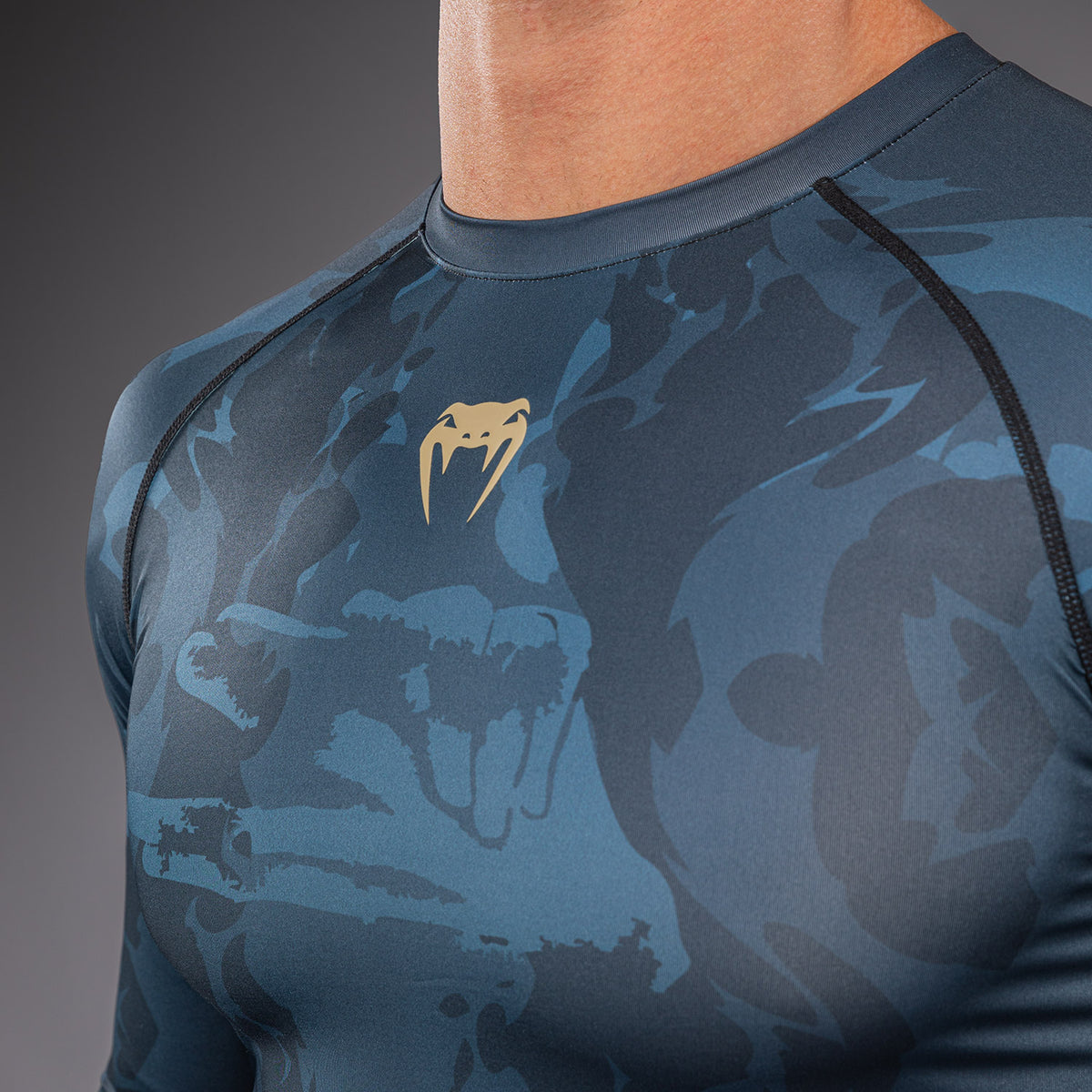 Jujutsu Kaisen x Venum Fushiguro Langarm Rashguard – Ozeanblau
