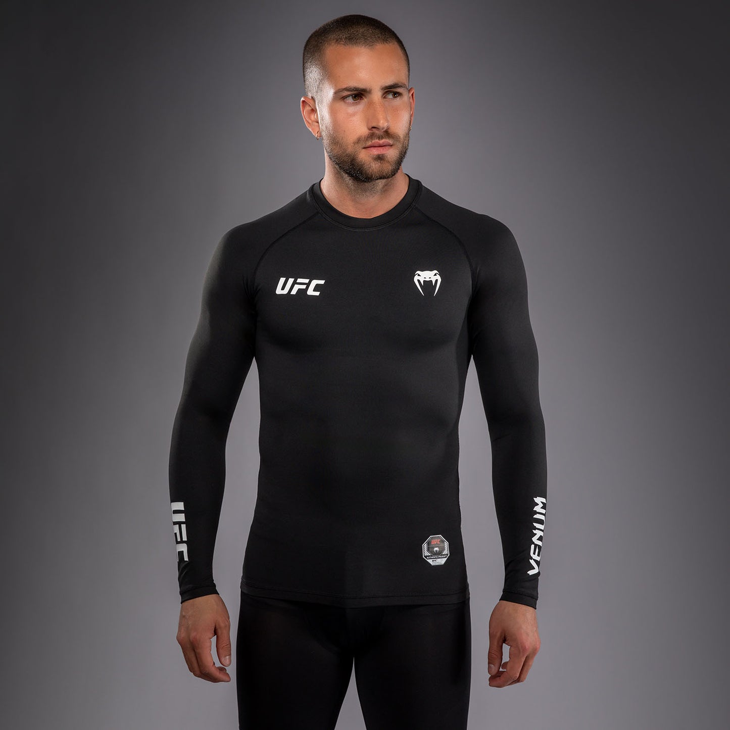 Venum UFC Unity by Venum Authentic Fight Week Herren Funktions-Rashguard Langarm - Schwarz