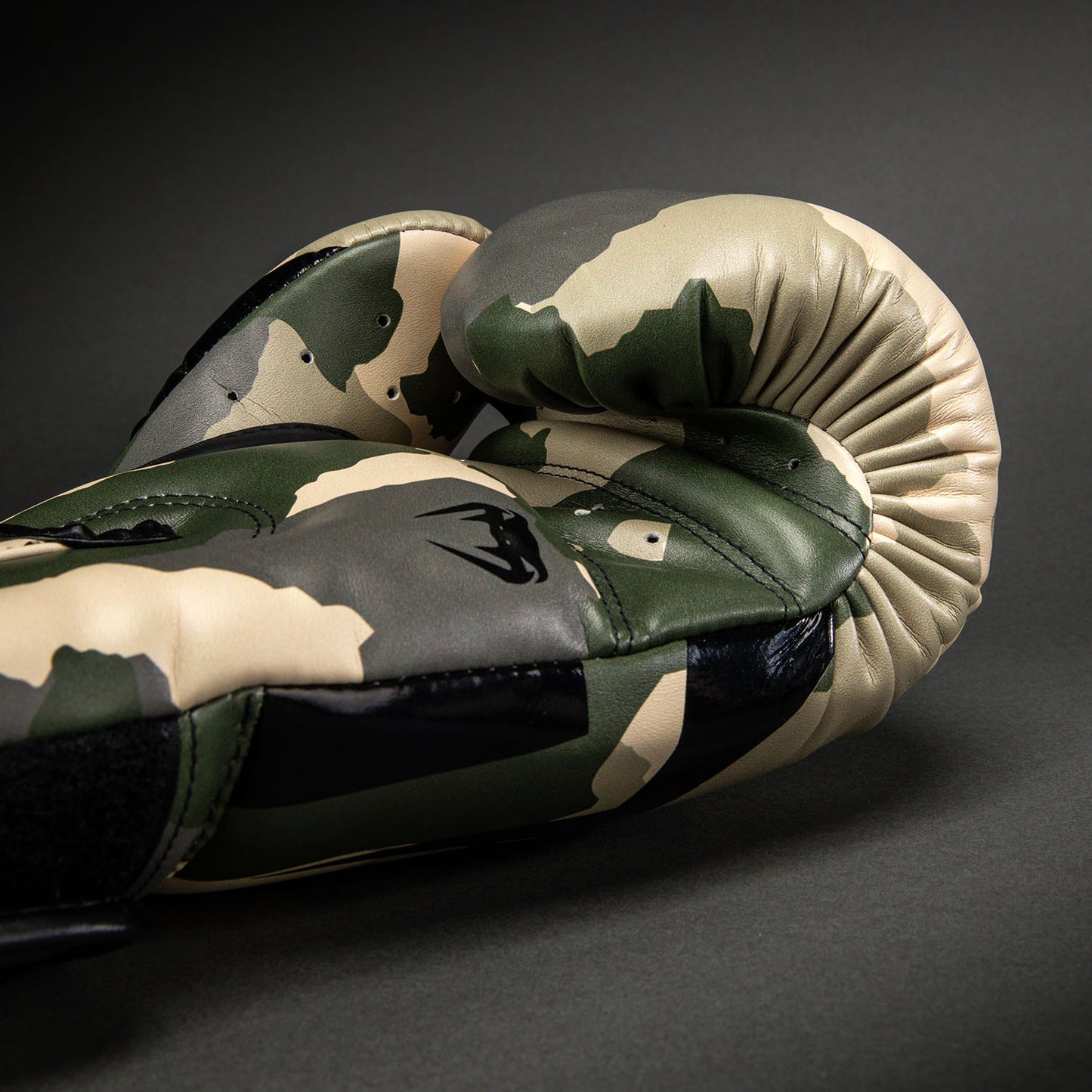 Venum Elite Camo Boxhandschuhe - Khaki/Cremeweiß