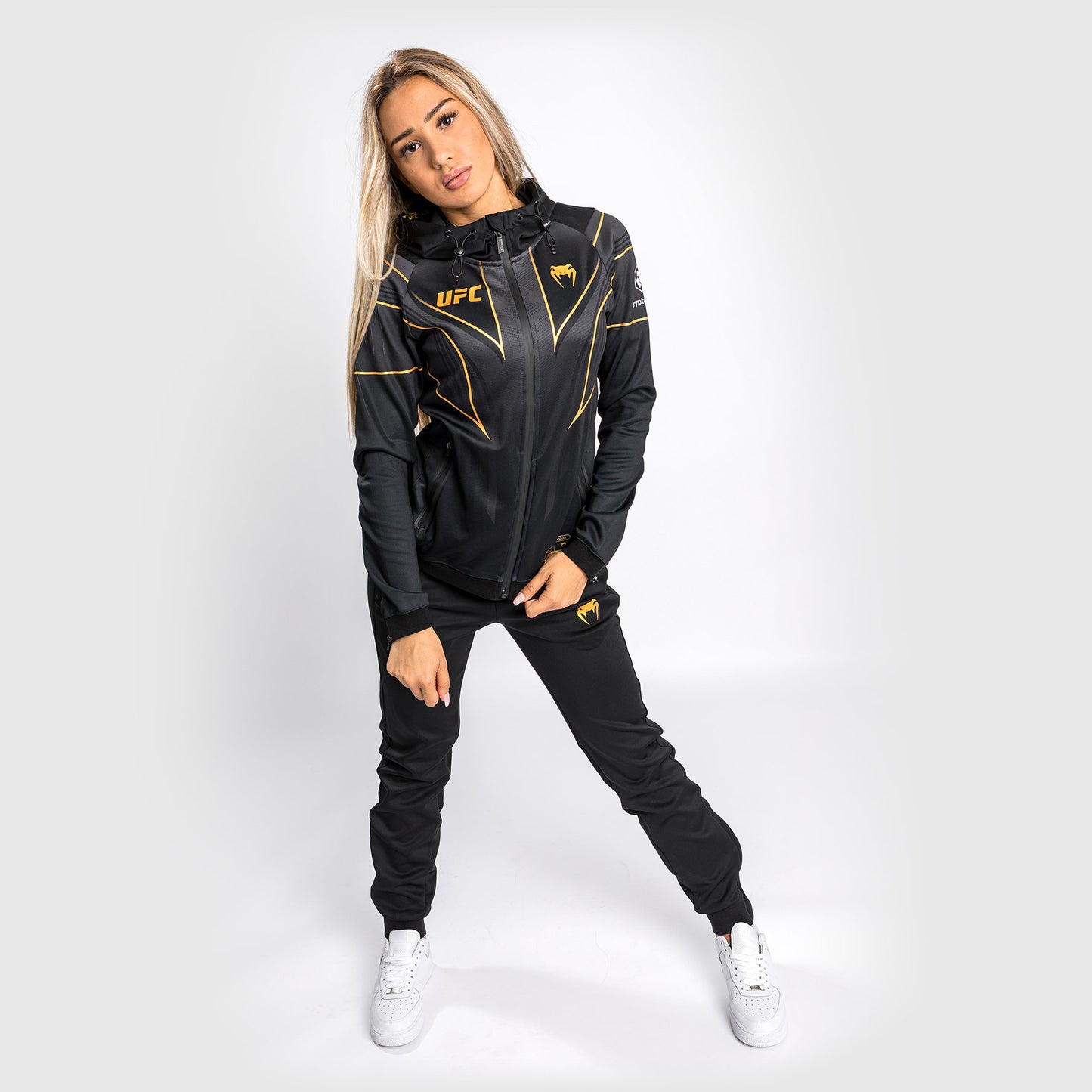 UFC Venum Authentic Fight Night 2.0 Frauen Walkout Hoodie - Champion