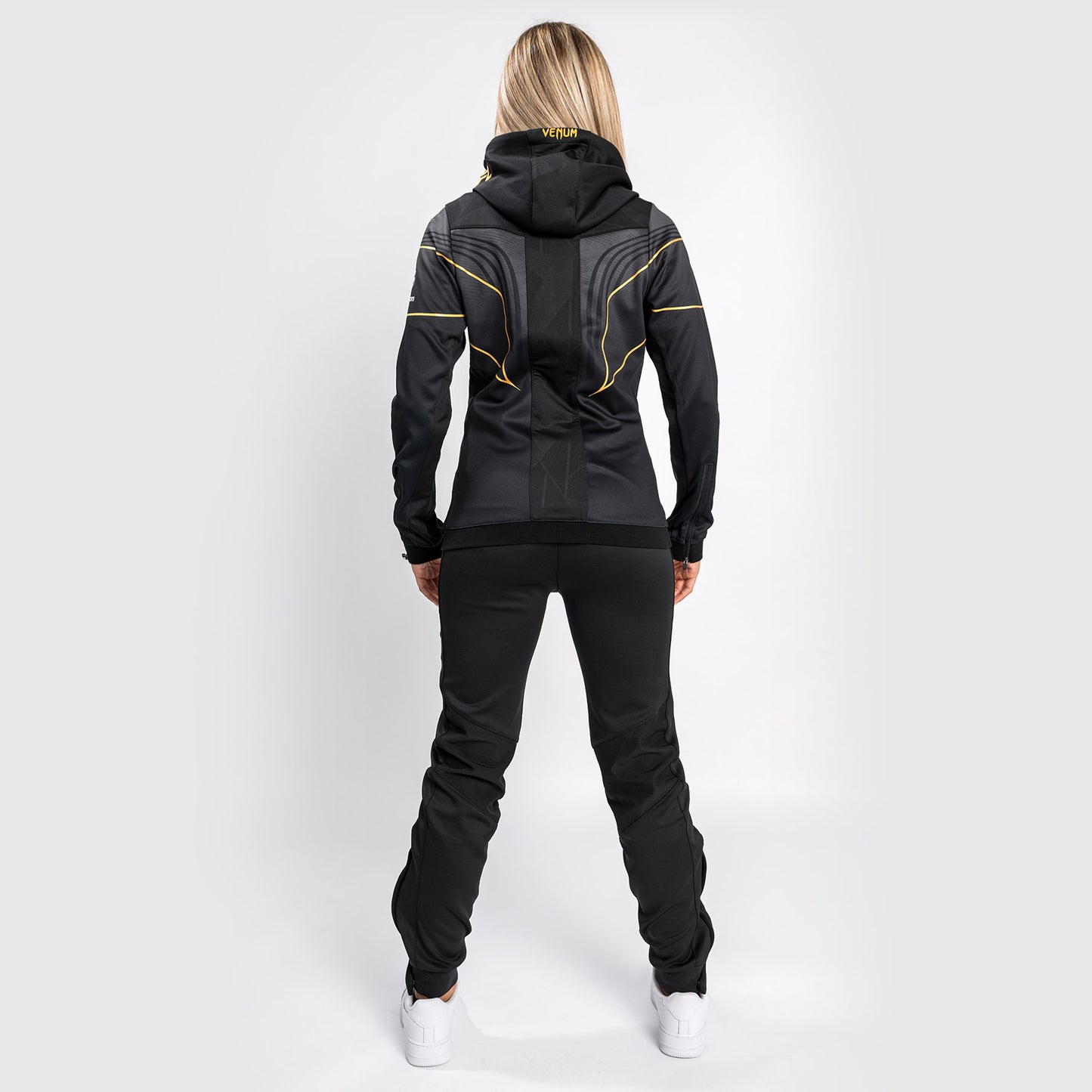 UFC Venum Authentic Fight Night 2.0 Frauen Walkout Hoodie - Champion
