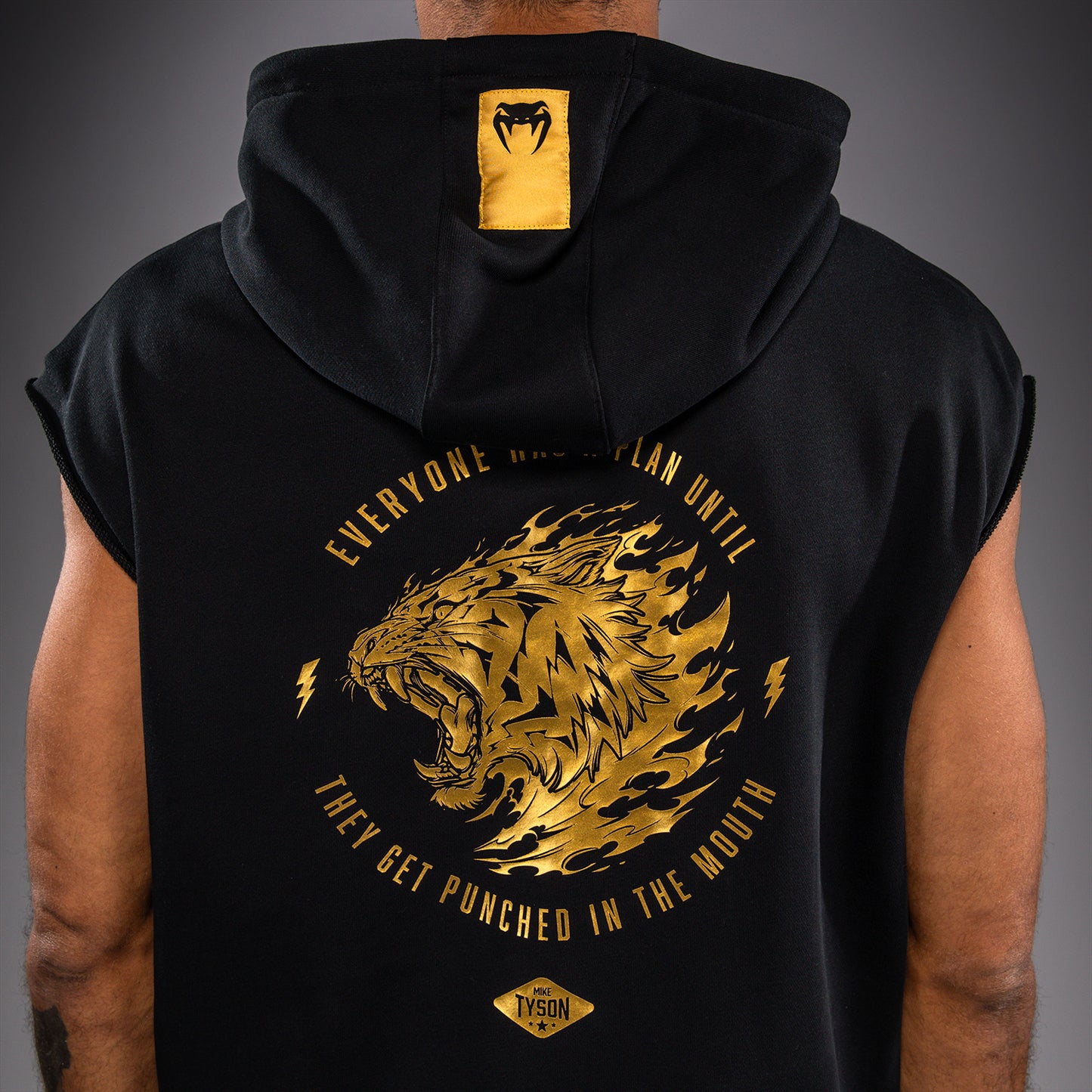 Venum x Mike Tyson Tiger Ärmelloser Kapuzenpullover - Schwarz/Gold