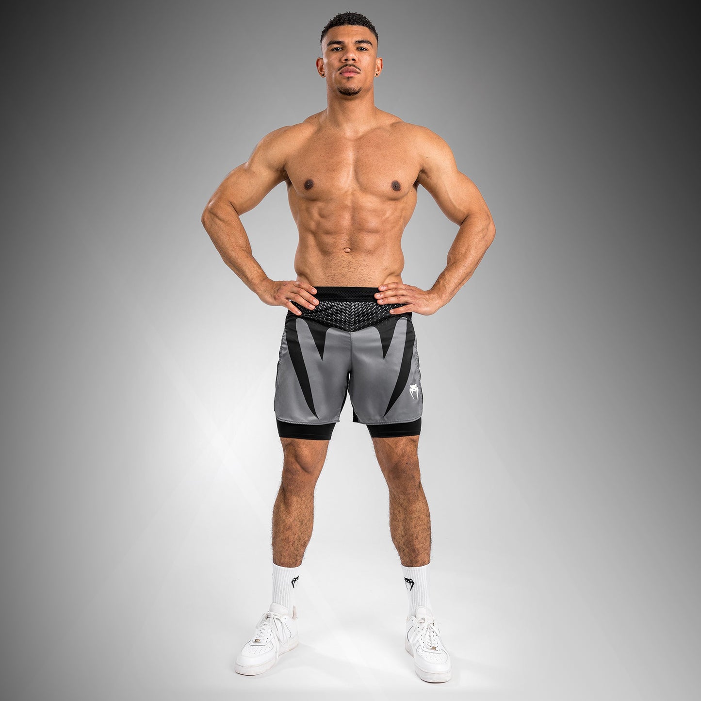 Venum Attack Herren Fightshorts - Schwarz
