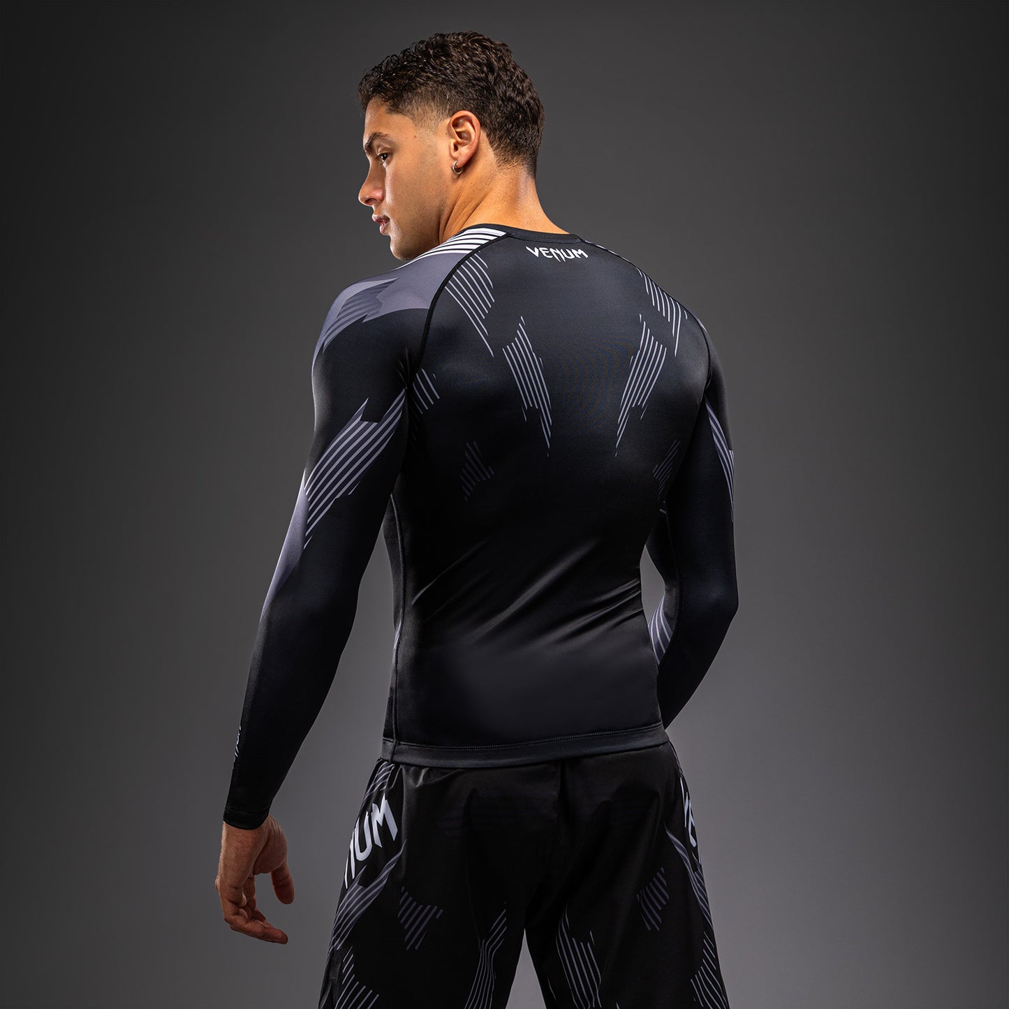 Venum No-Gi 6.0 Langarm Rashguard - Schwarz/Weiß