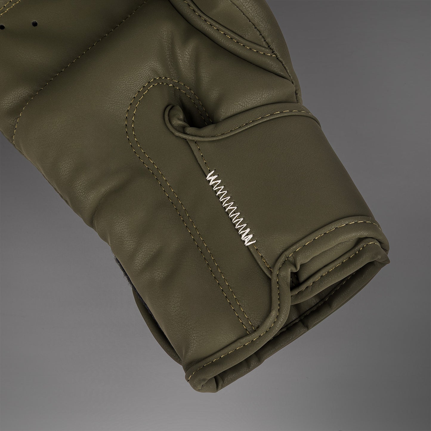 Venum Serpenti Boxhandschuhe – Khaki/Bronze/Ivory