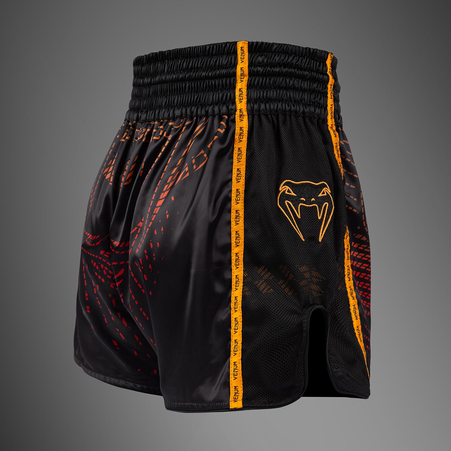 Venum Quetzal Fury Muay‑Thai‑Shorts - Schwarz/Fury Rot/ Tangerine