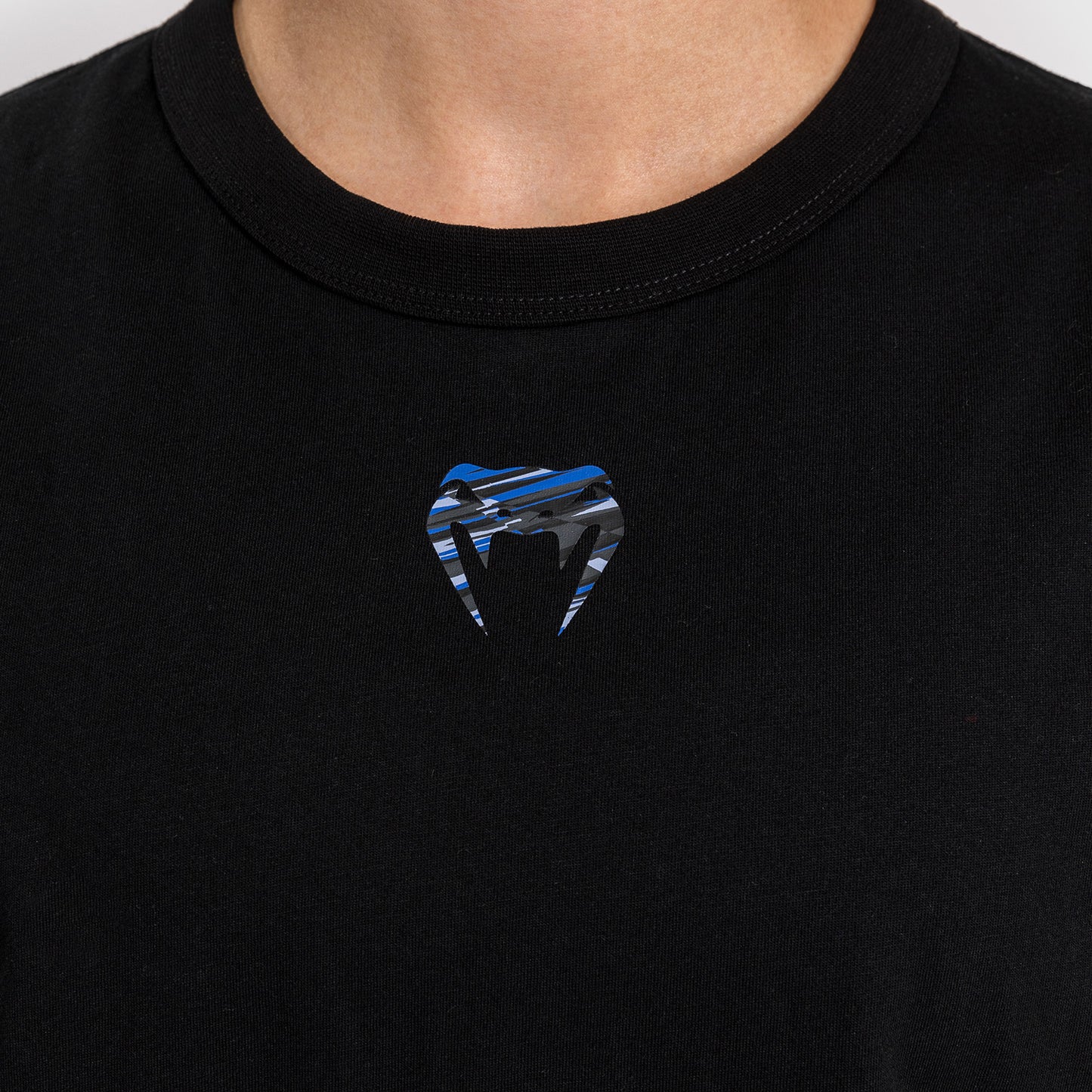 Venum Abyss Frauen T-Shirt - Tiefes Schwarz
