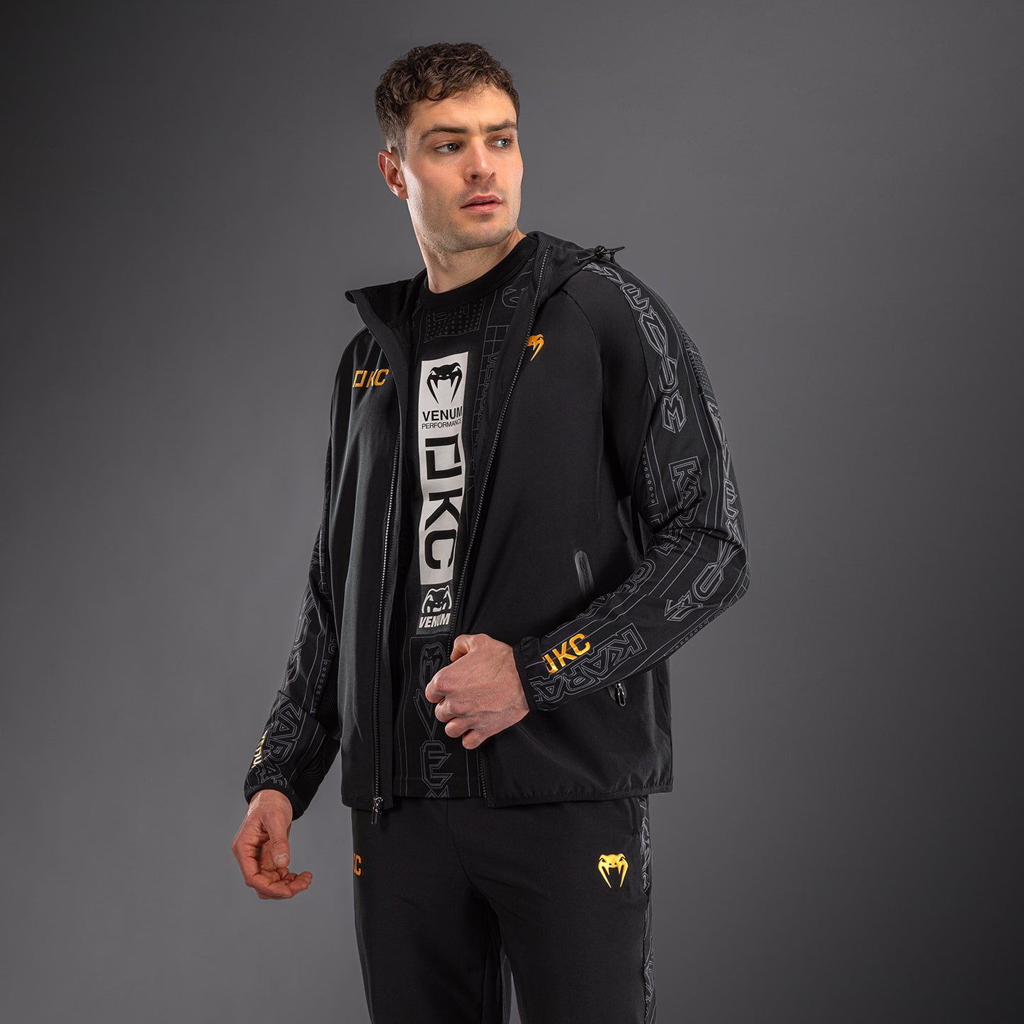 Karate Combat by Venum Trainingsjacke – Schwarz/Grau