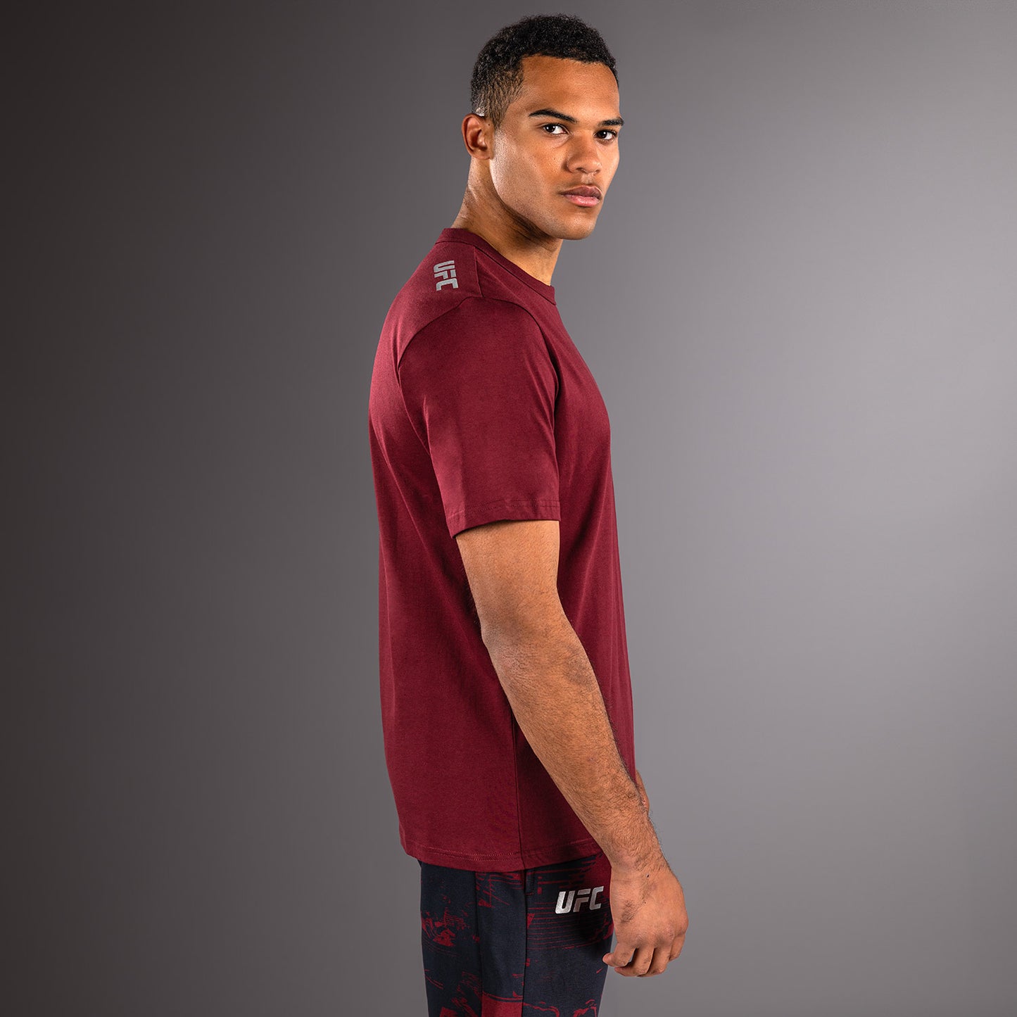 UFC Zenith by Venum Authentic Fight Week Kurzarm T-Shirt Herren - Burgunderrot