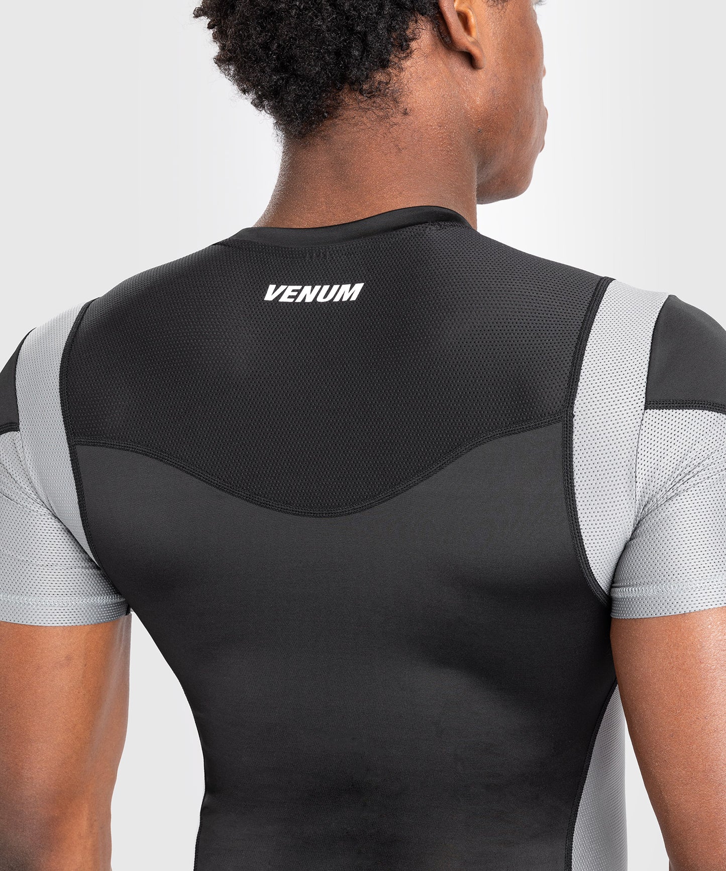 Venum Tempest Herren Kurzarm Rashguard - Schwarz/Grau