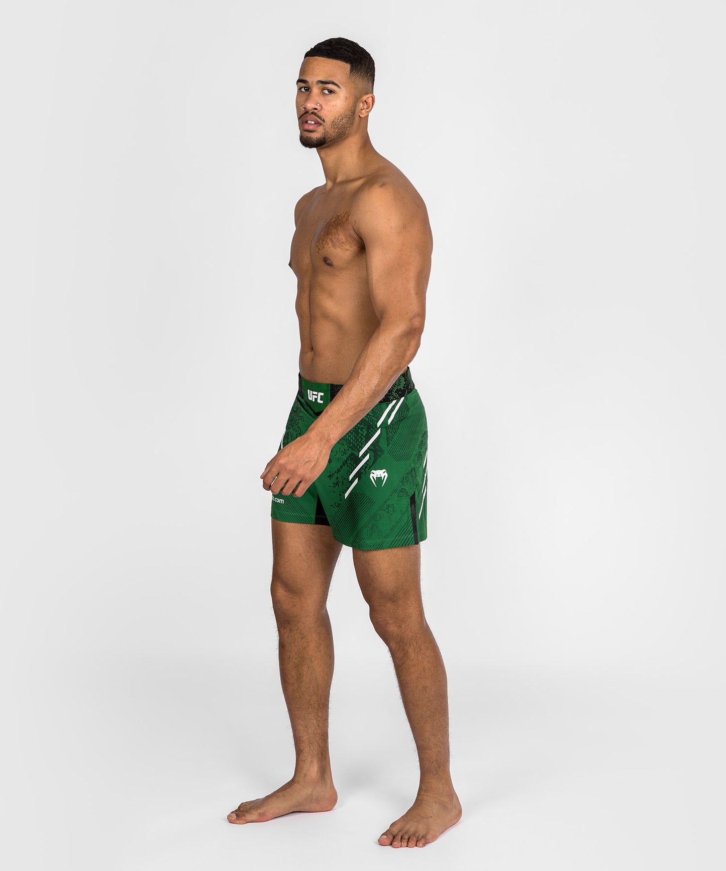 Noche UFC by Venum  Authentic Fight Night Herren Kampfhose - Kurze Passform - Grün