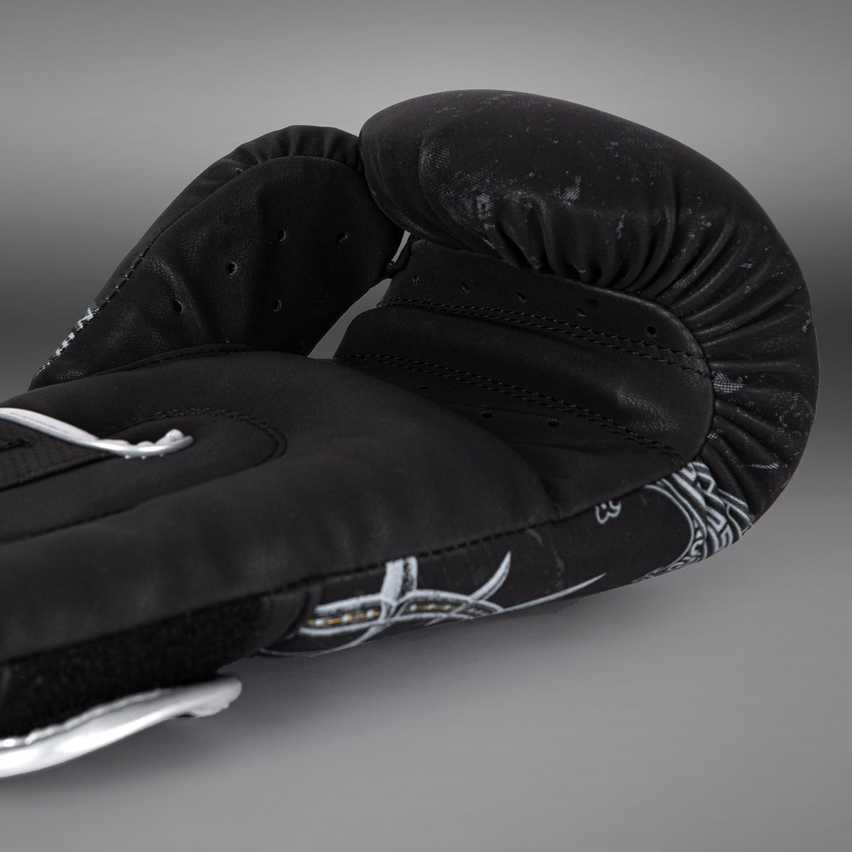 Venum Gladiator 5.0 Boxhandschuhe - Schwarz/Silber