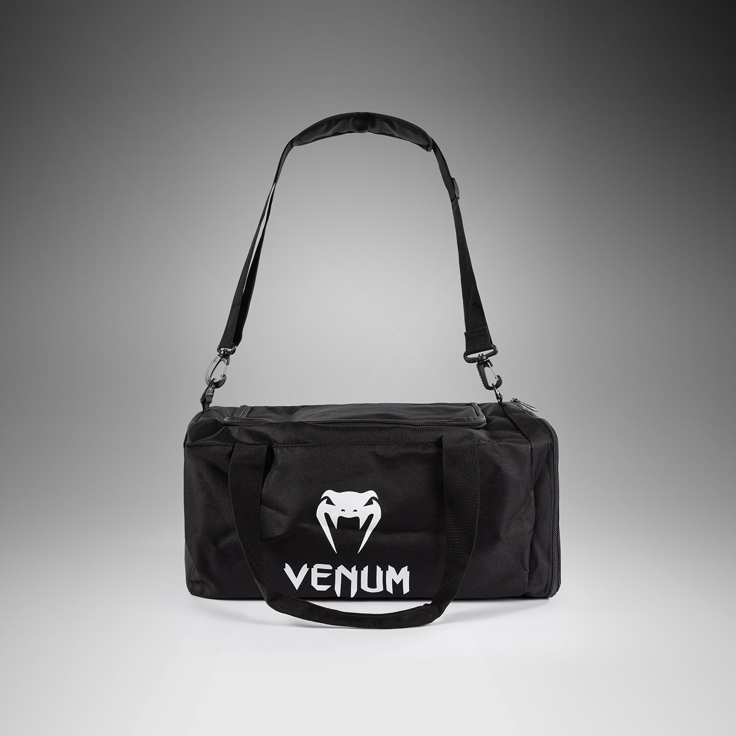 Venum Essential Sporttasche (26L) - Schwarz